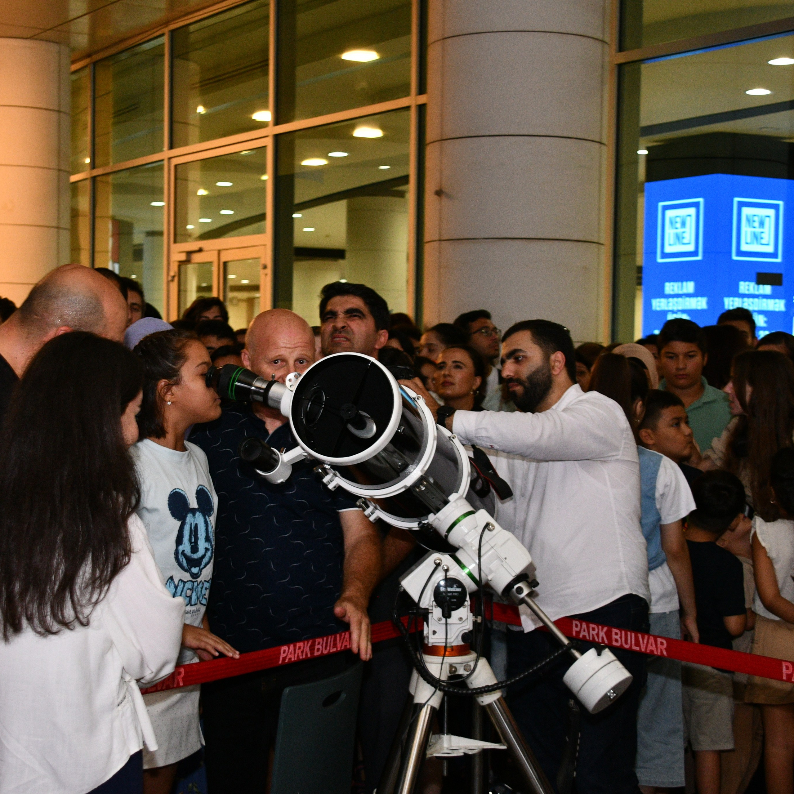 Ay Tutulması 2025. Həvəskar Astronomlar Cəmiyyəti — Astronomy.az