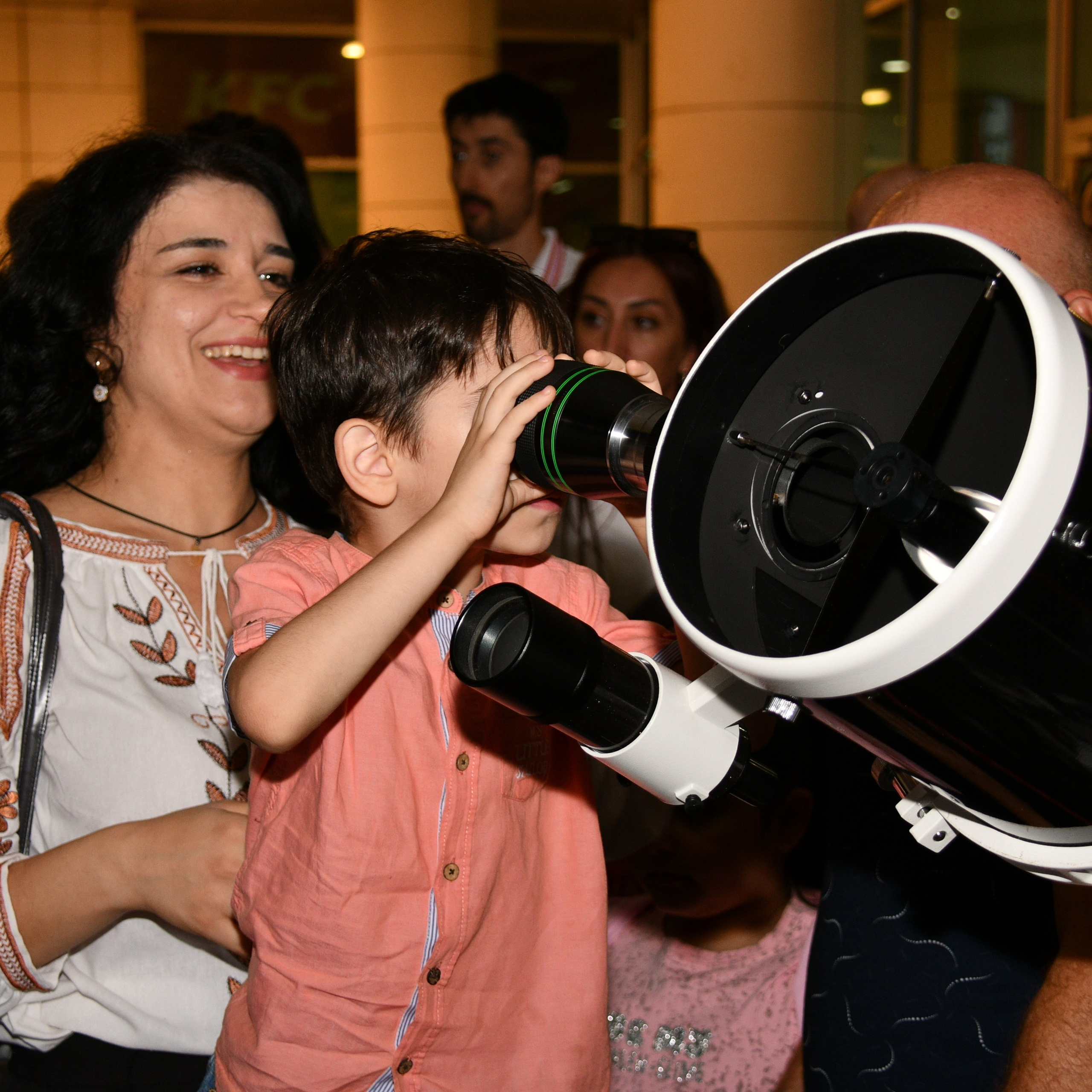 Ay Tutulması 2025. Həvəskar Astronomlar Cəmiyyəti — Astronomy.az