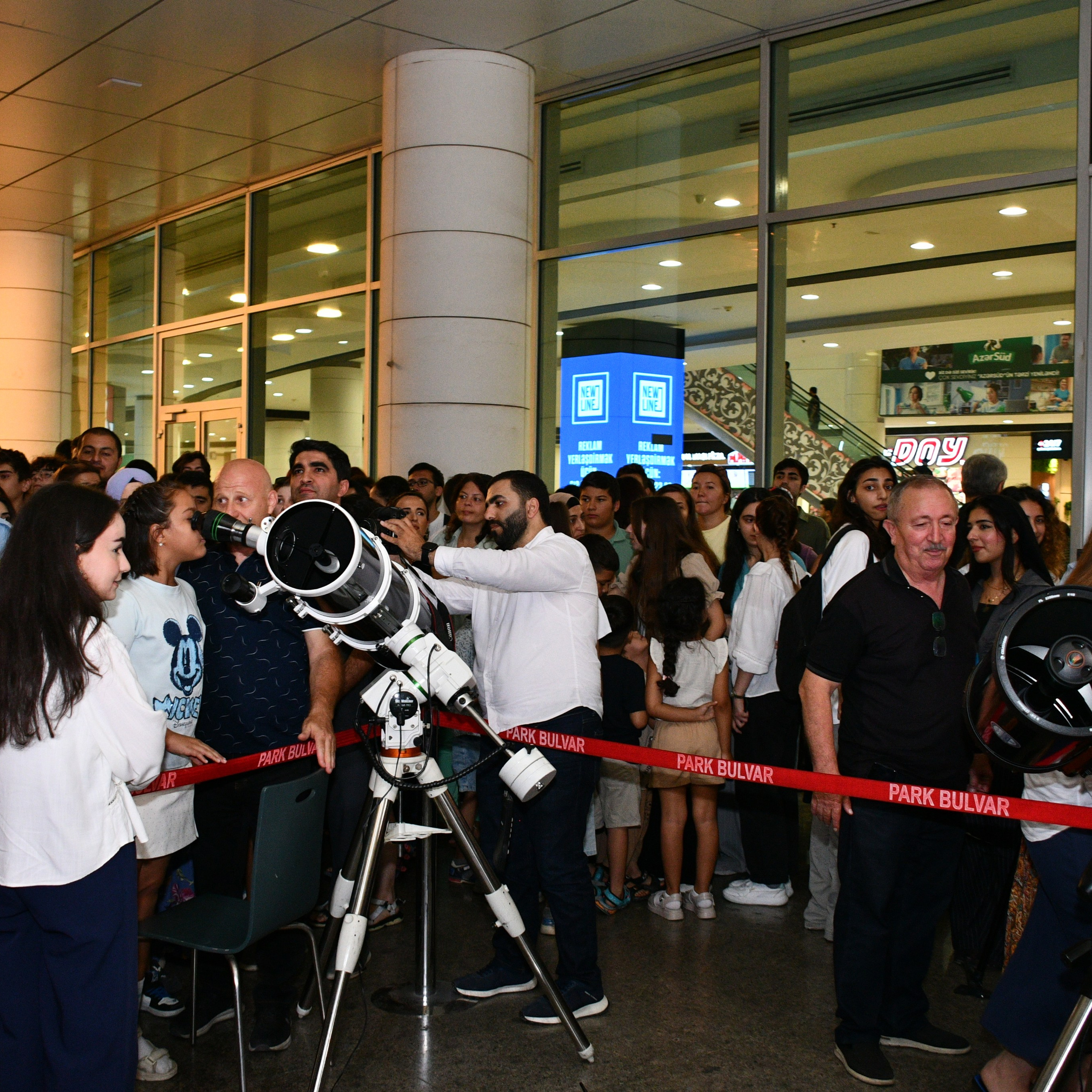 Ay Tutulması 2025. Həvəskar Astronomlar Cəmiyyəti — Astronomy.az