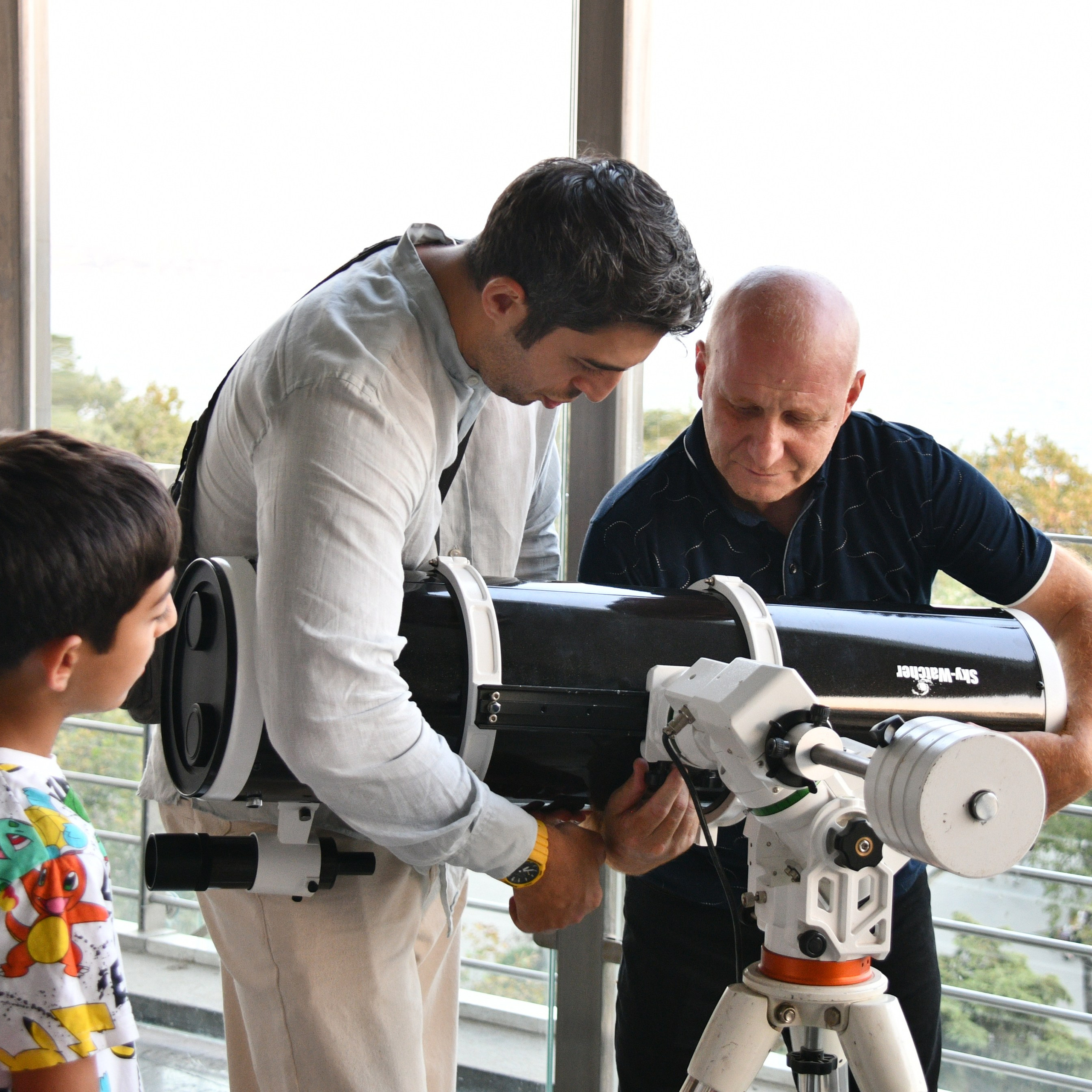 Ay Tutulması 2025. Həvəskar Astronomlar Cəmiyyəti — Astronomy.az