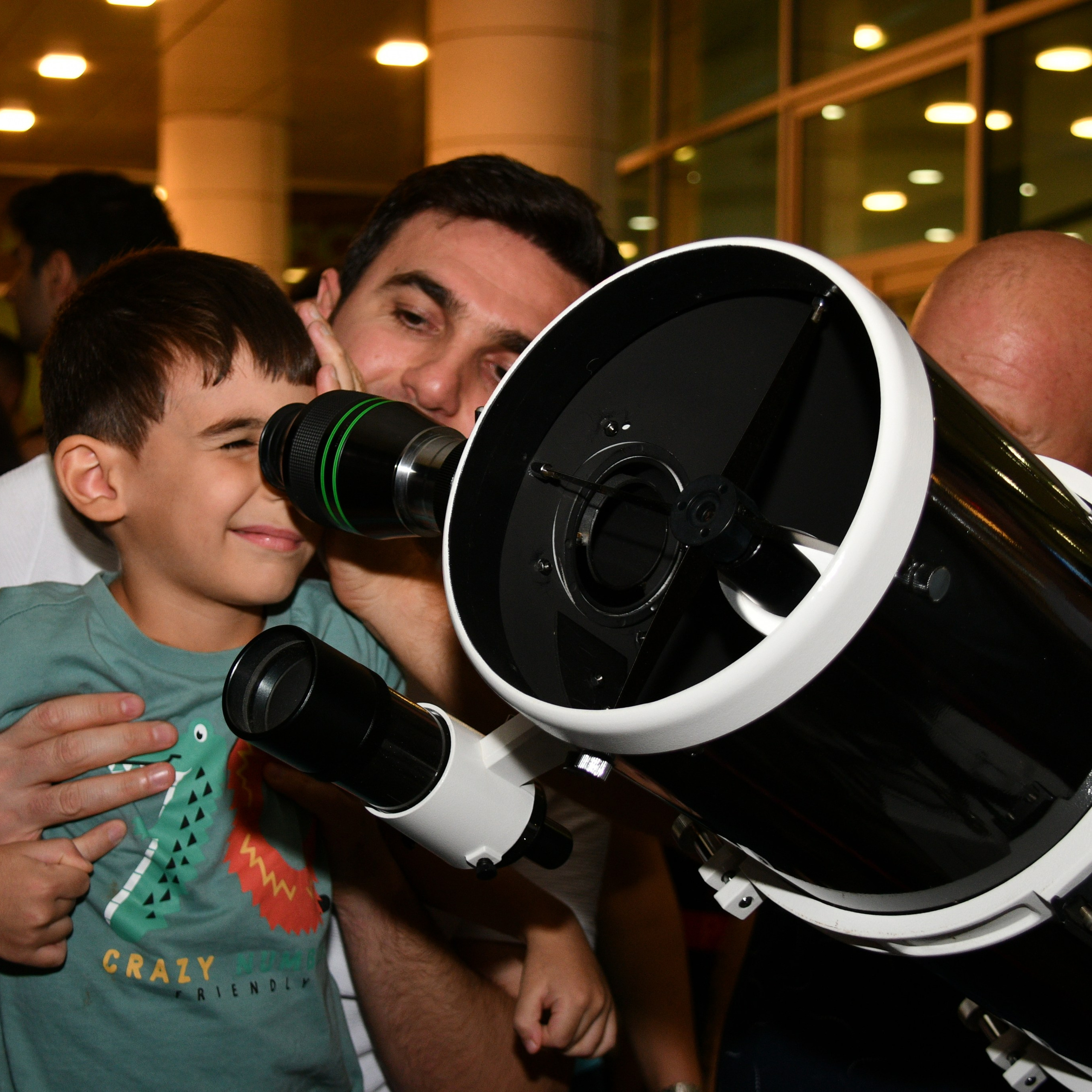 Ay Tutulması 2025. Həvəskar Astronomlar Cəmiyyəti — Astronomy.az