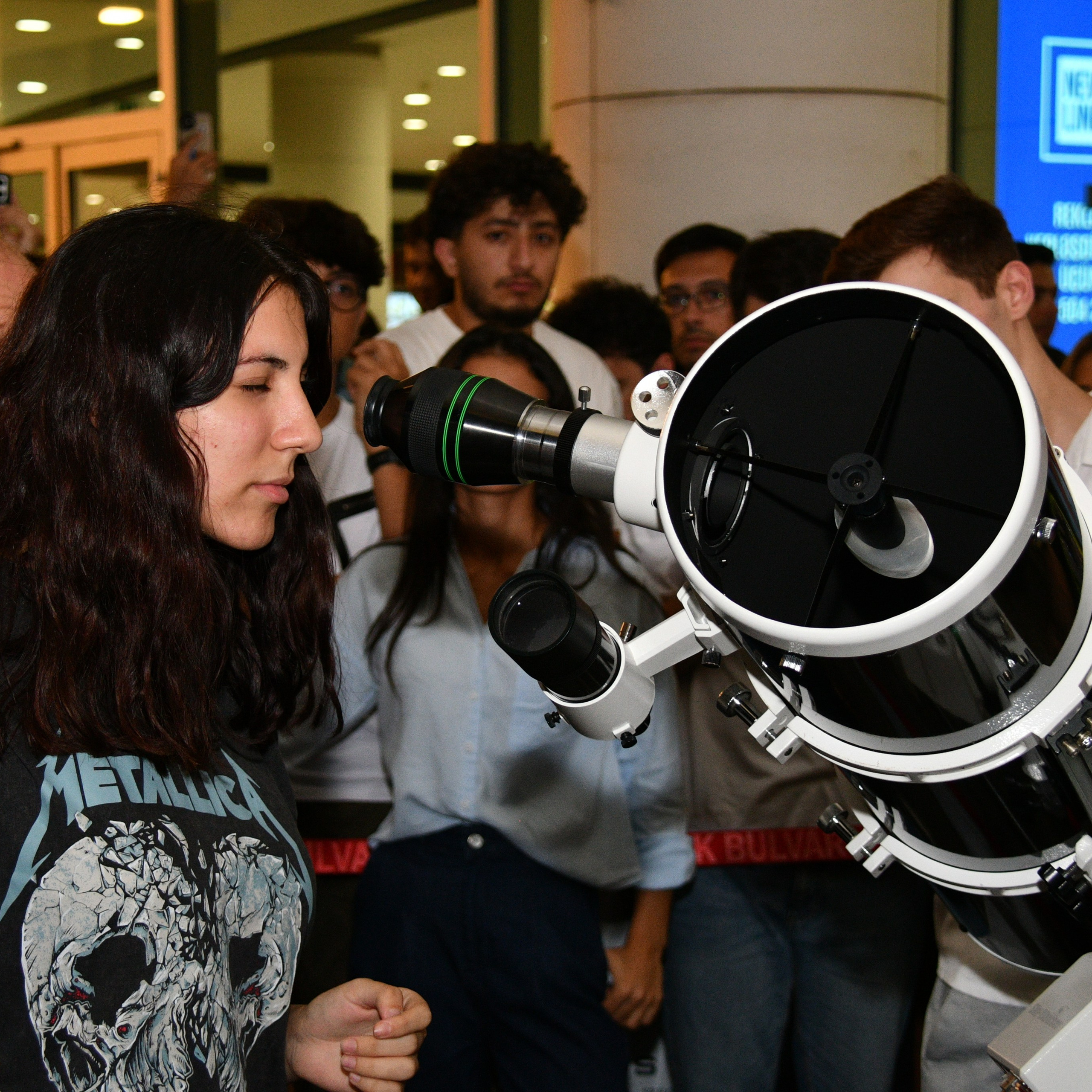 Ay Tutulması 2025. Həvəskar Astronomlar Cəmiyyəti — Astronomy.az