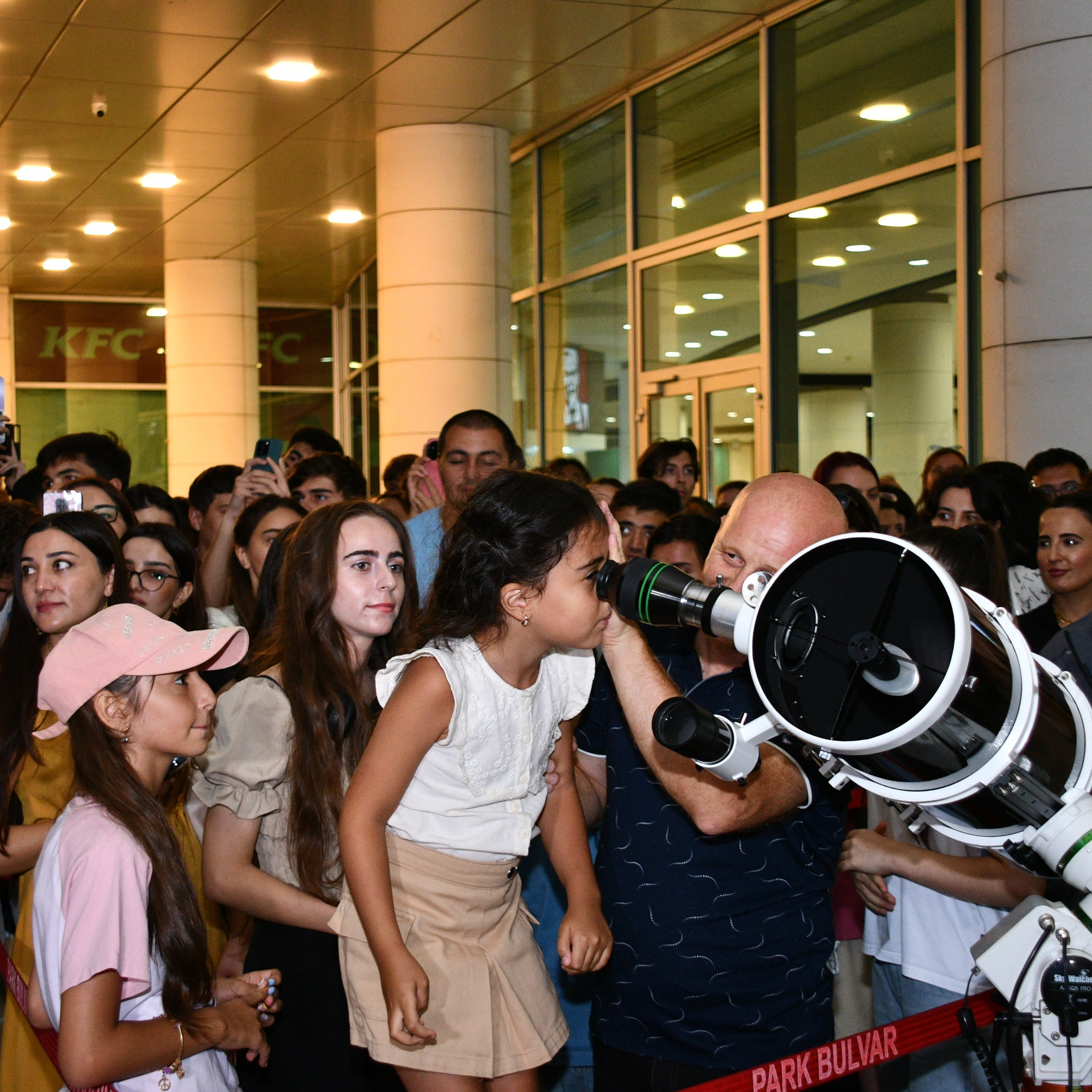 Ay Tutulması 2025. Həvəskar Astronomlar Cəmiyyəti — Astronomy.az