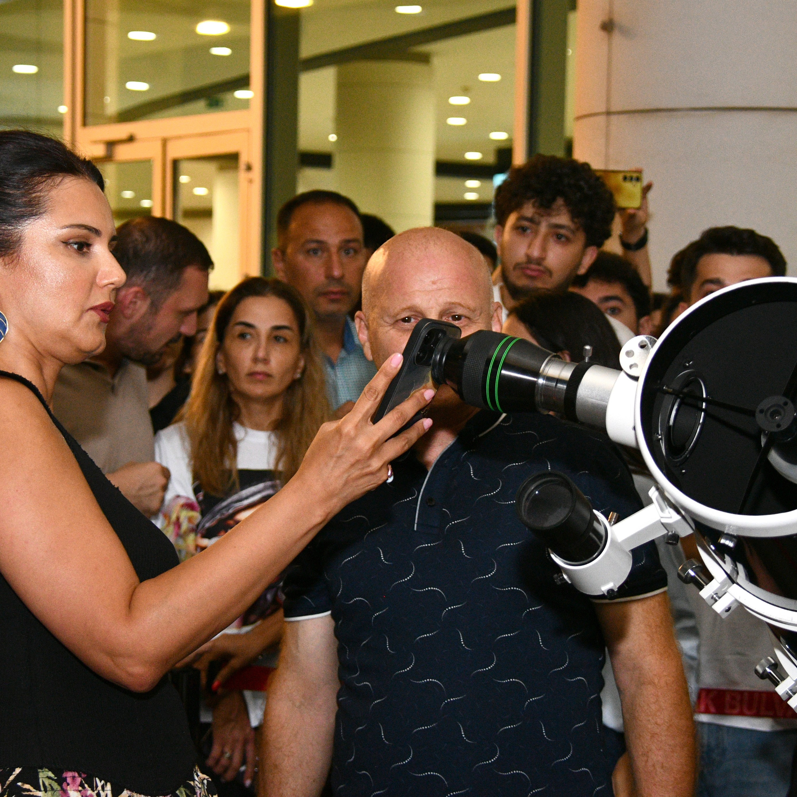 Ay Tutulması 2025. Həvəskar Astronomlar Cəmiyyəti — Astronomy.az