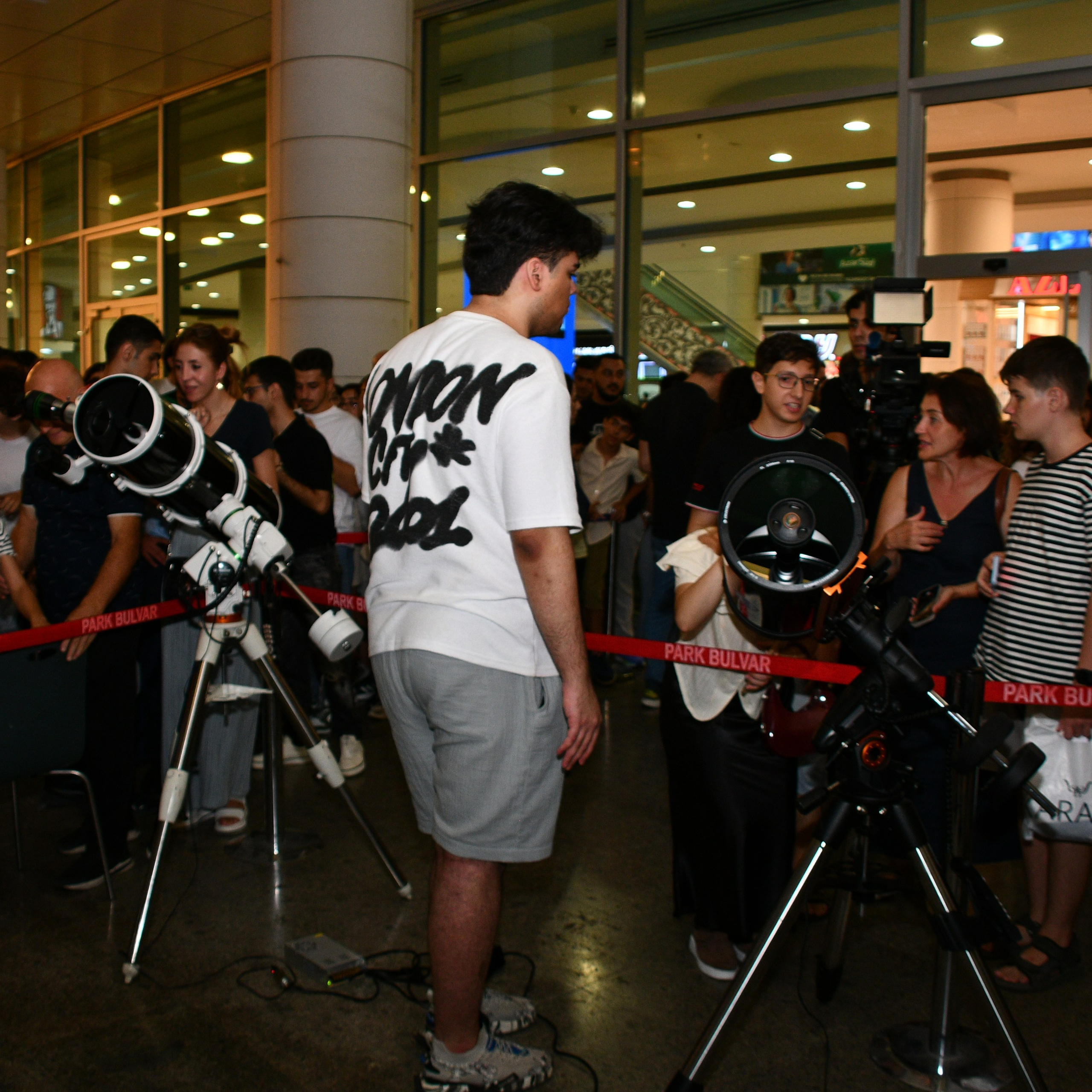 Ay Tutulması 2025. Həvəskar Astronomlar Cəmiyyəti — Astronomy.az