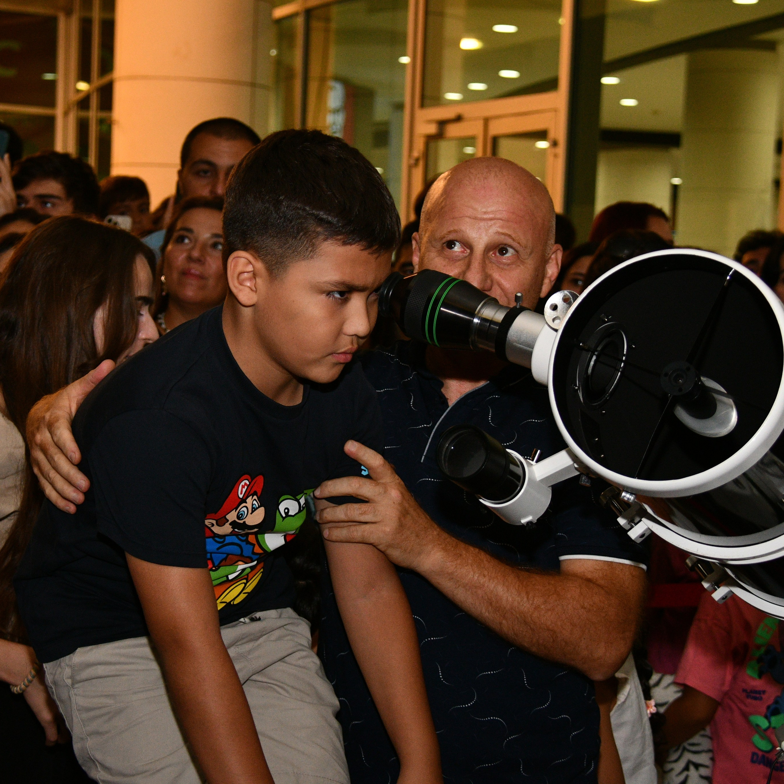 Ay Tutulması 2025. Həvəskar Astronomlar Cəmiyyəti — Astronomy.az