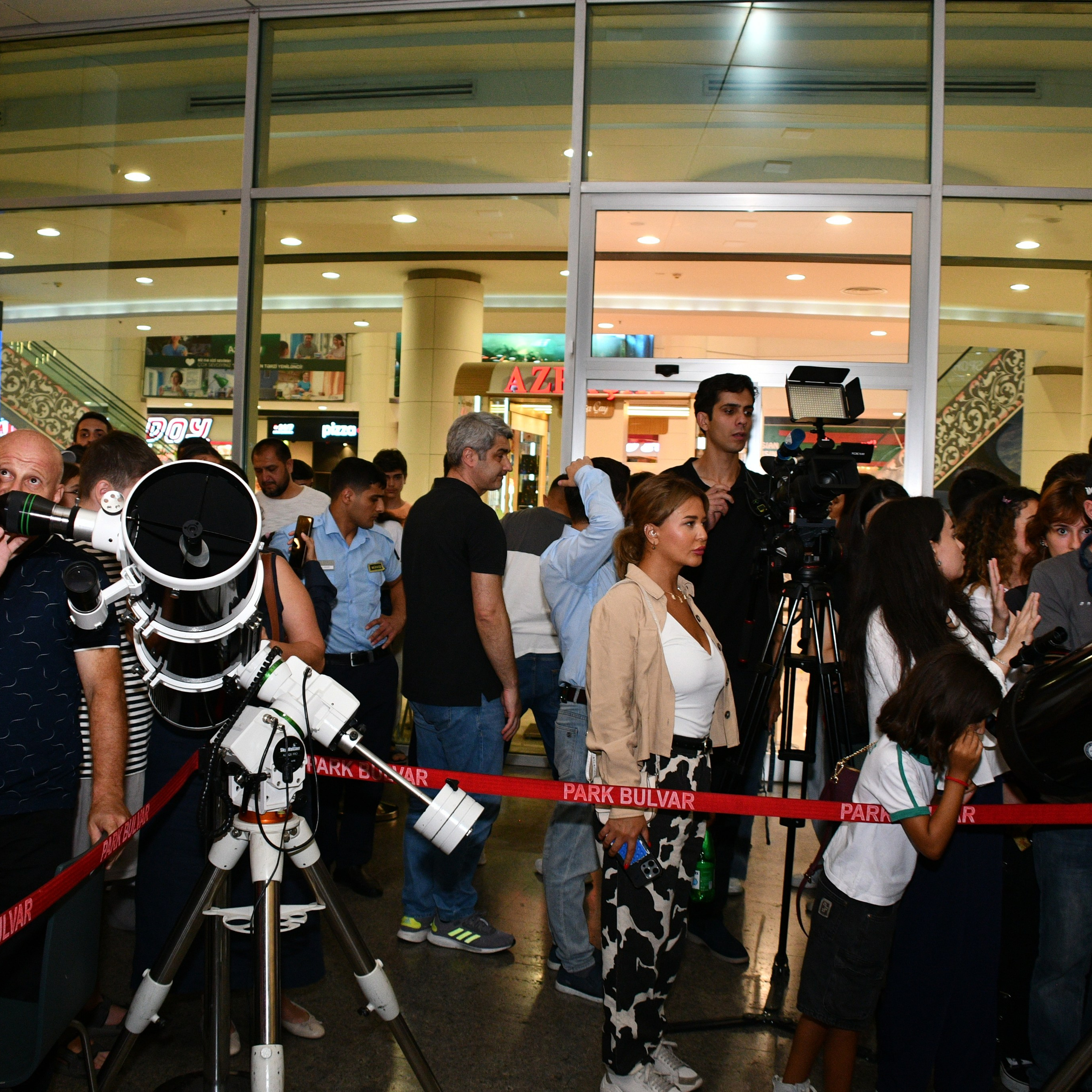 Ay Tutulması 2025. Həvəskar Astronomlar Cəmiyyəti — Astronomy.az