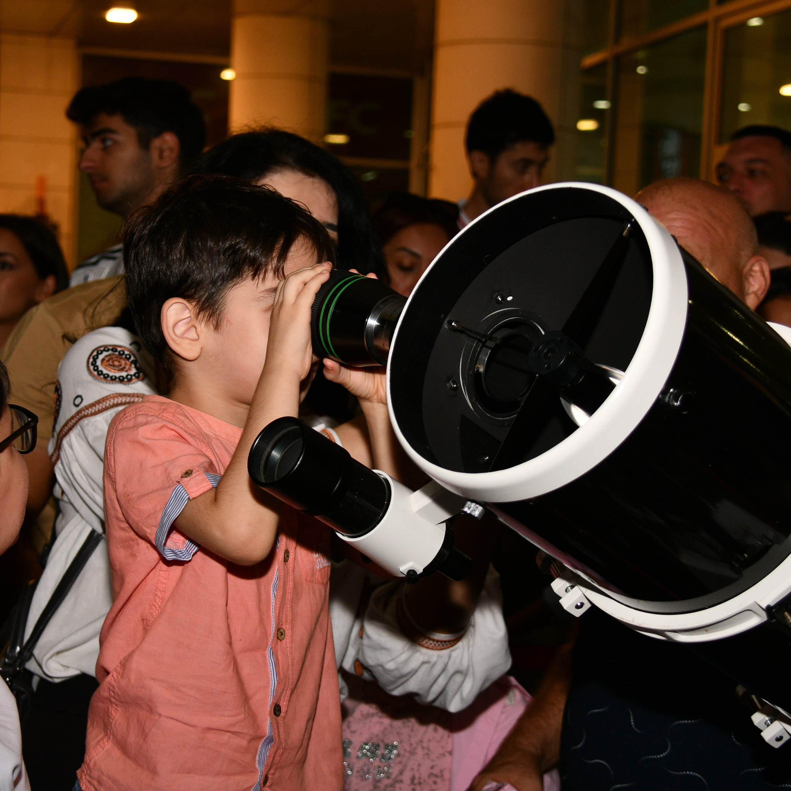 Ay Tutulması 2025. Həvəskar Astronomlar Cəmiyyəti — Astronomy.az
