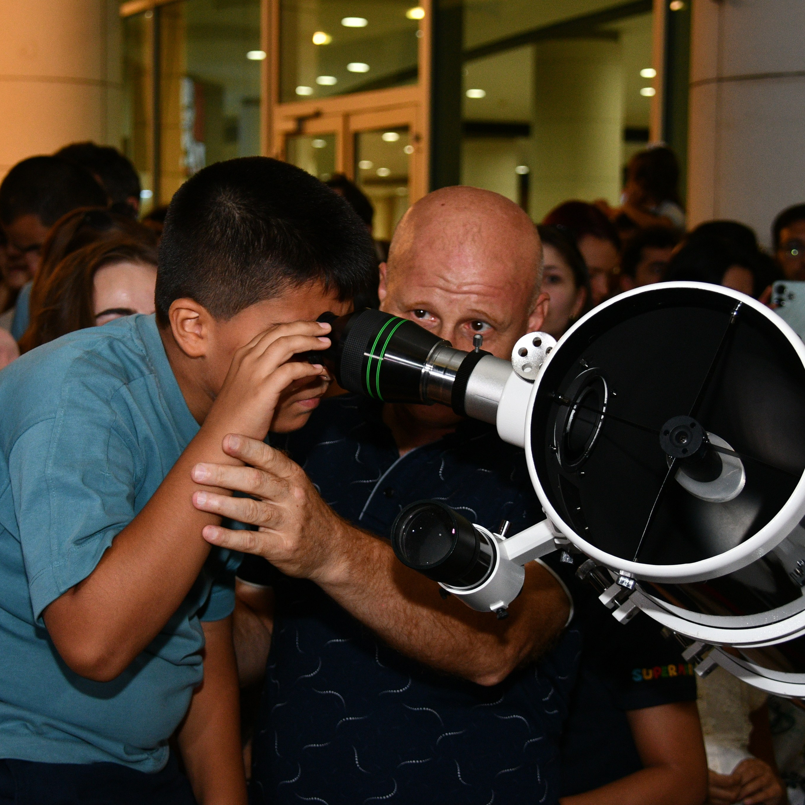 Ay Tutulması 2025. Həvəskar Astronomlar Cəmiyyəti — Astronomy.az