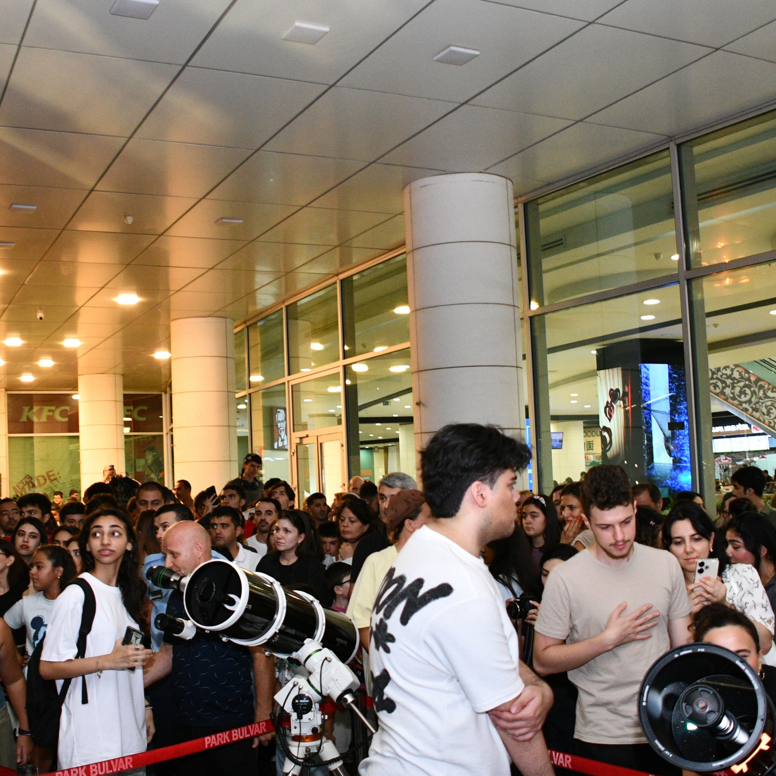 Ay Tutulması 2025. Həvəskar Astronomlar Cəmiyyəti — Astronomy.az