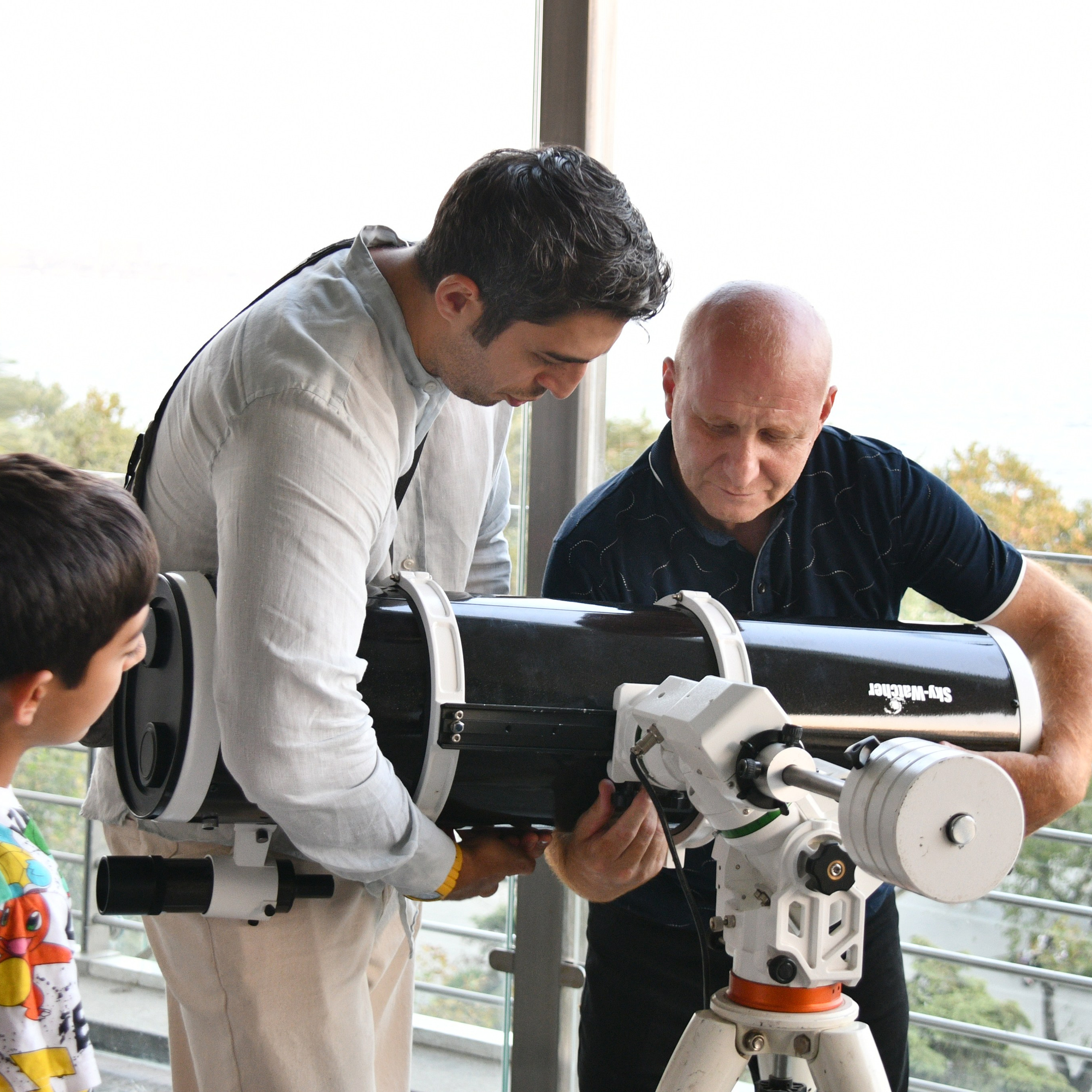 Ay Tutulması 2025. Həvəskar Astronomlar Cəmiyyəti — Astronomy.az