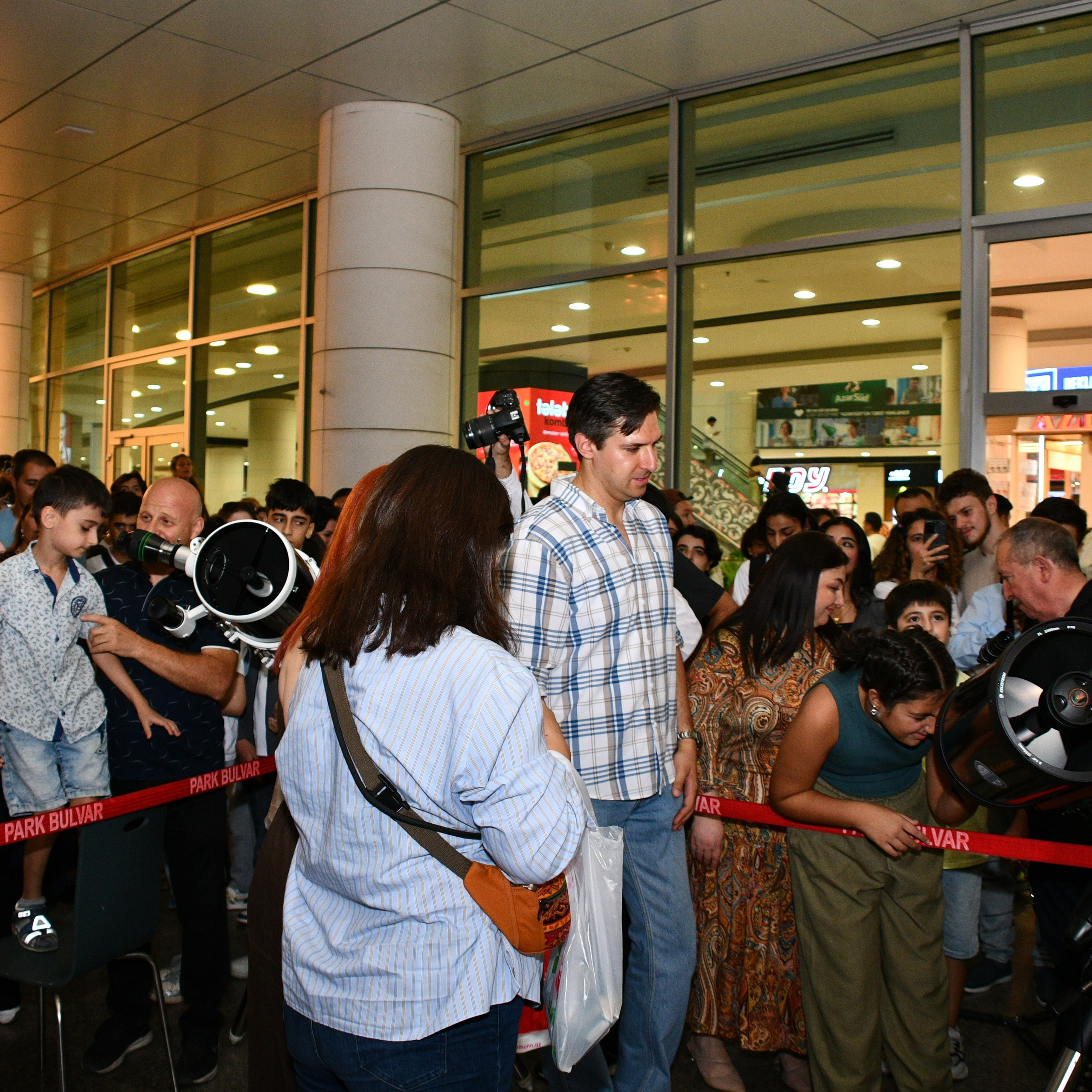 Ay Tutulması 2025. Həvəskar Astronomlar Cəmiyyəti — Astronomy.az