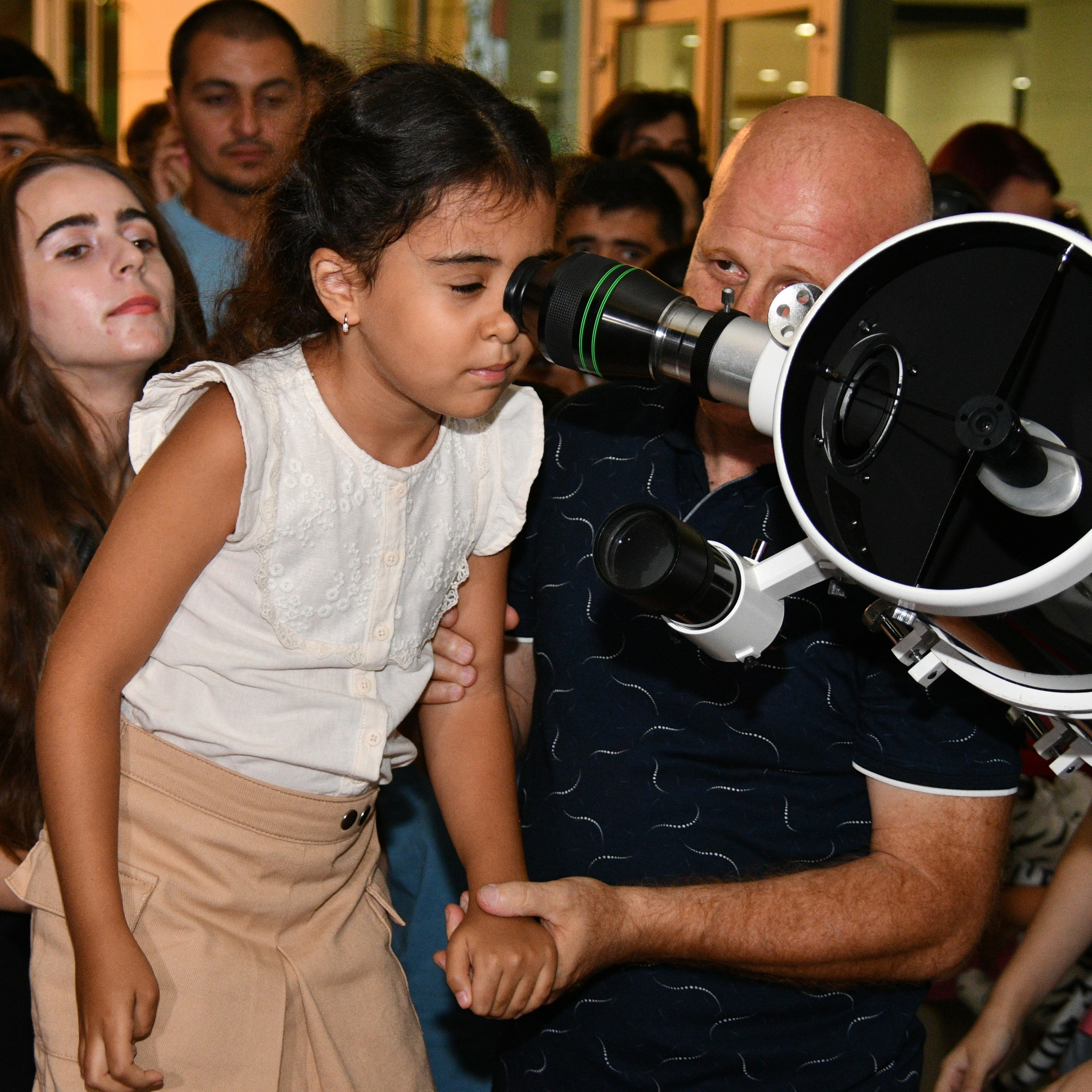 Ay Tutulması 2025. Həvəskar Astronomlar Cəmiyyəti — Astronomy.az