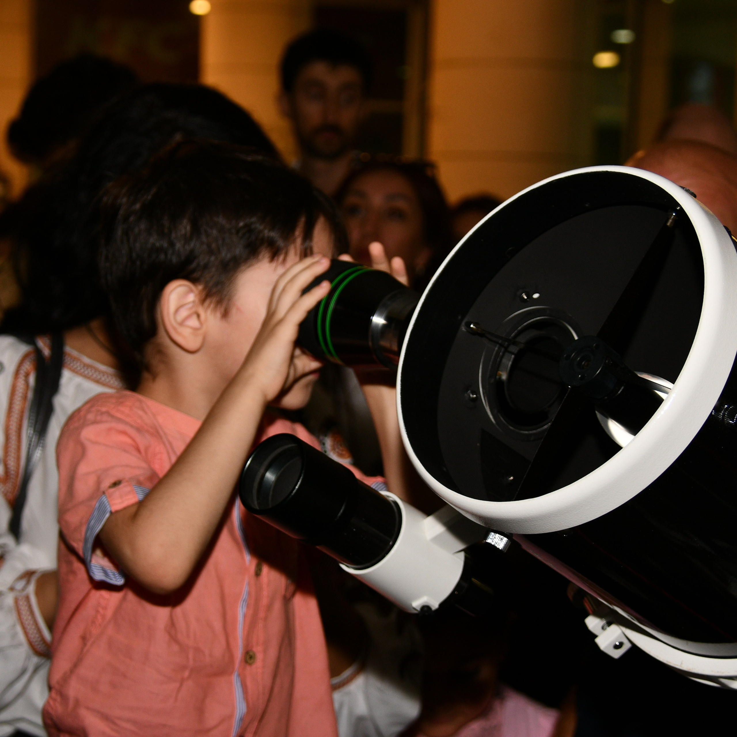 Ay Tutulması 2025. Həvəskar Astronomlar Cəmiyyəti — Astronomy.az