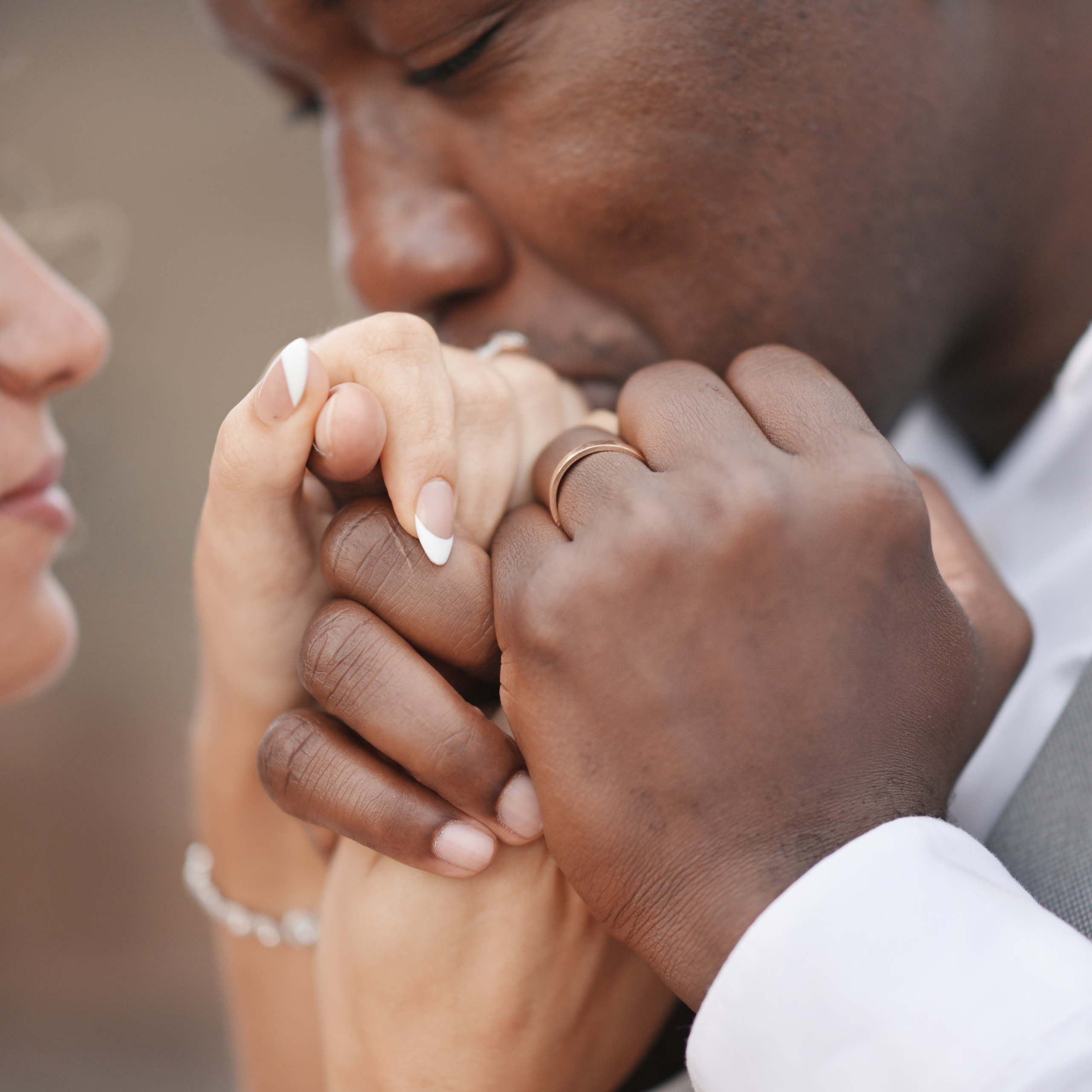 Photographe Professionnel à Béziers et Montpellier – Mariages, Portraits et Vidéos Aériennes
