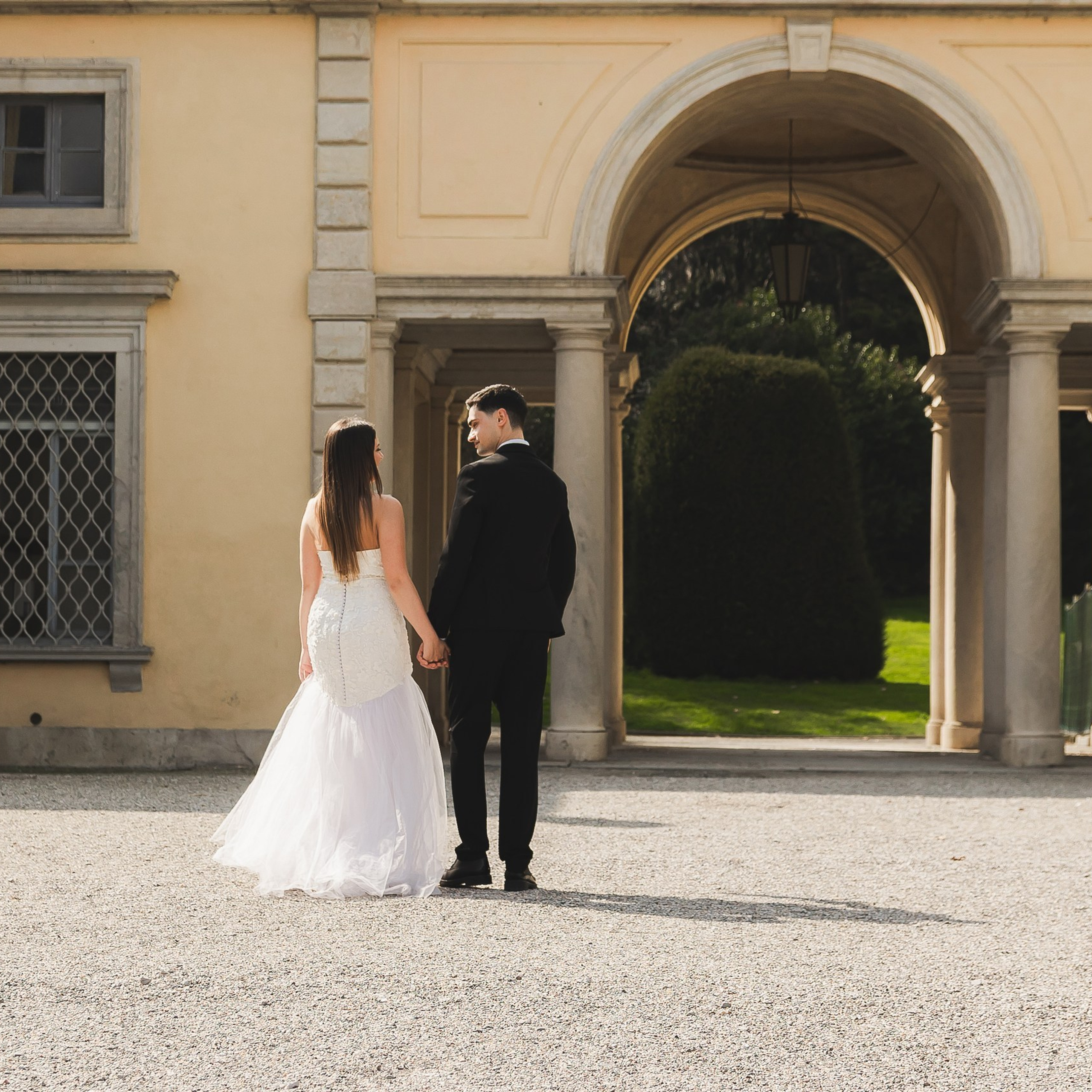 Locations Como. Wedding and elopement photographer Italy Tuscany Como Milan Pavia Marija Galaka