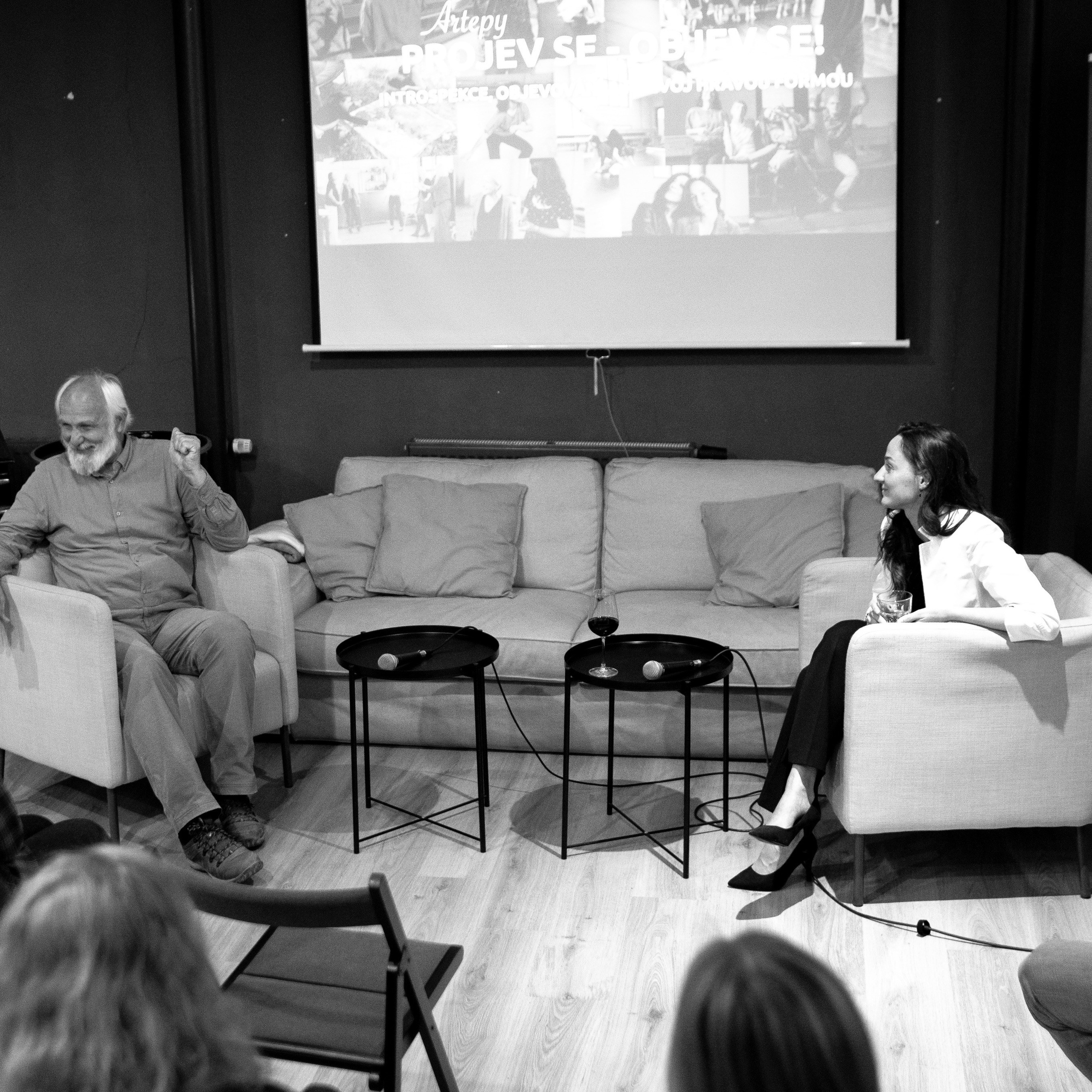 Introspektivní malba. Dana Lišková — Empatická fotografka | Introspektivní umělkyně | Neurodivergentní koučka| Zakladatelka Artepy.cz