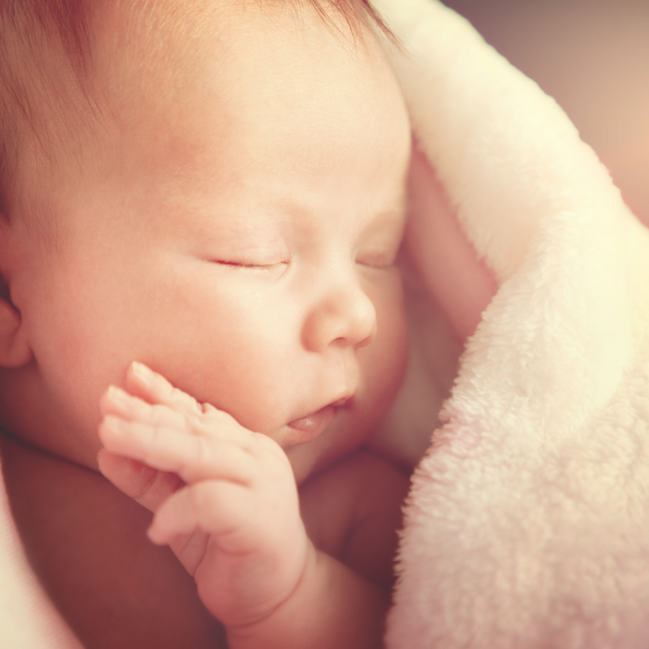 Newborn & Baby Photography Blog | Tips & Stories | Irene Chaikeen. Irene Chaikeen | Maternity and newborn photoshoot in Essex/London