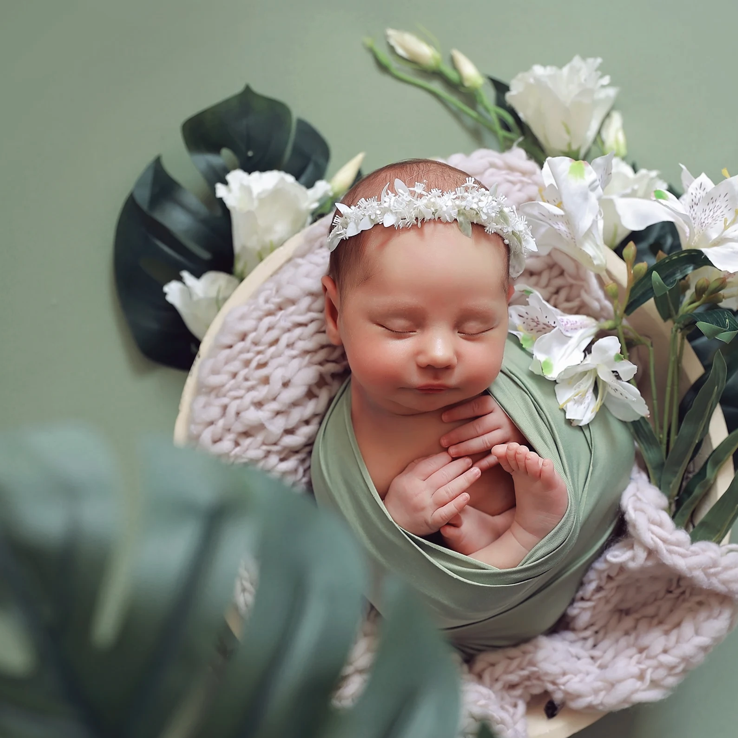 Maternity Photoshoot Prep Guide | Essex Tips by Irene Chaikeen. Irene Chaikeen | Luxury maternity and newborn photoshoot in Essex