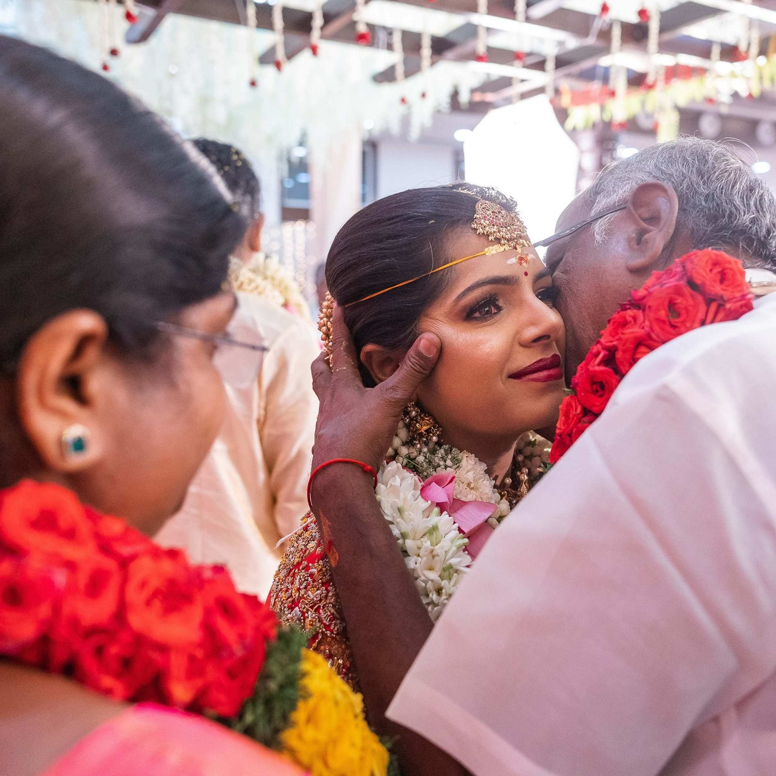A Grand Kongu Vellalar wedding in Karur at Vadivel Eswari Kalyana Mahal
