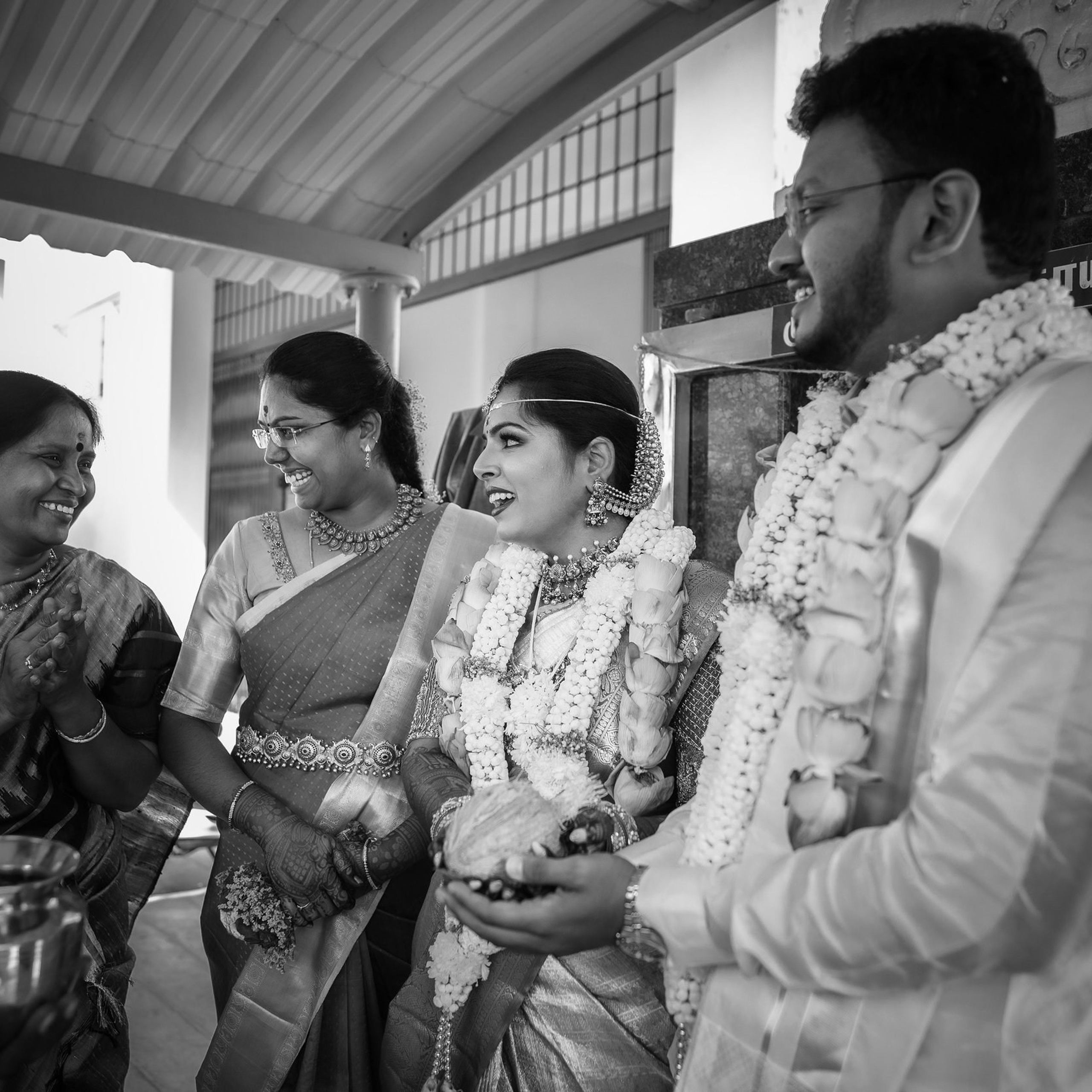 A Grand Kongu Vellalar wedding in Karur at Vadivel Eswari Kalyana Mahal