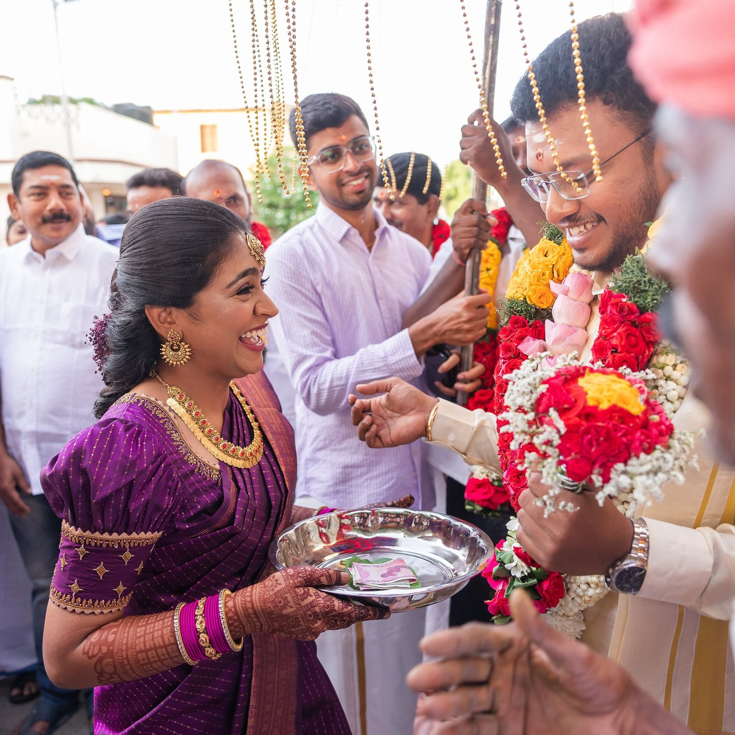 A Grand Kongu Vellalar wedding in Karur at Vadivel Eswari Kalyana Mahal