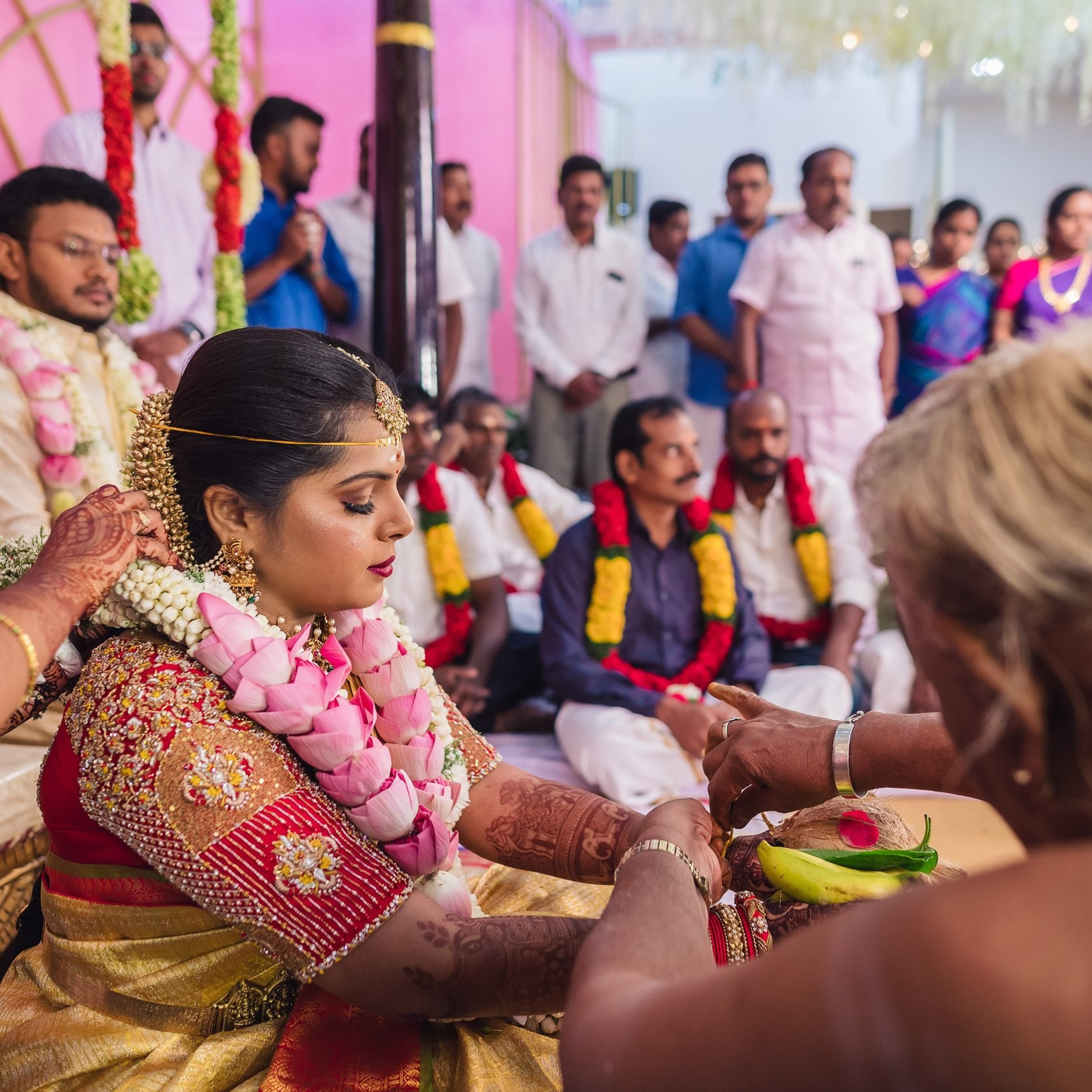 A Grand Kongu Vellalar wedding in Karur at Vadivel Eswari Kalyana Mahal