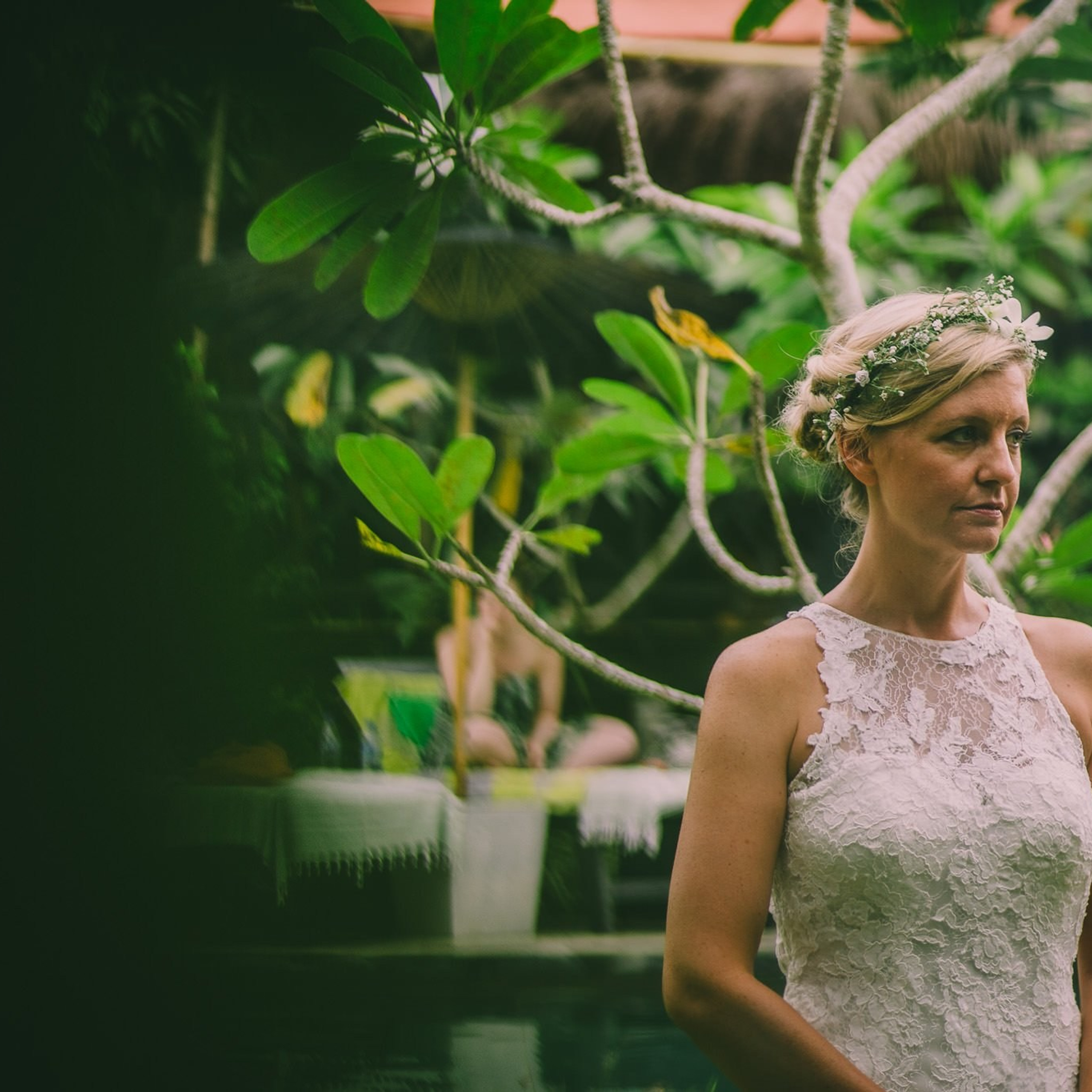 A Destination Poruwa wedding at Galle, Sri Lanka