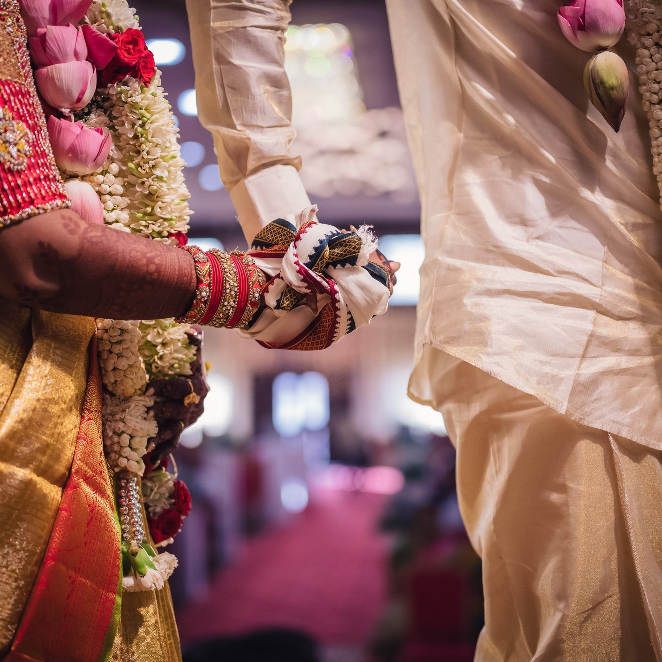 A Grand Kongu Vellalar wedding in Karur at Vadivel Eswari Kalyana Mahal