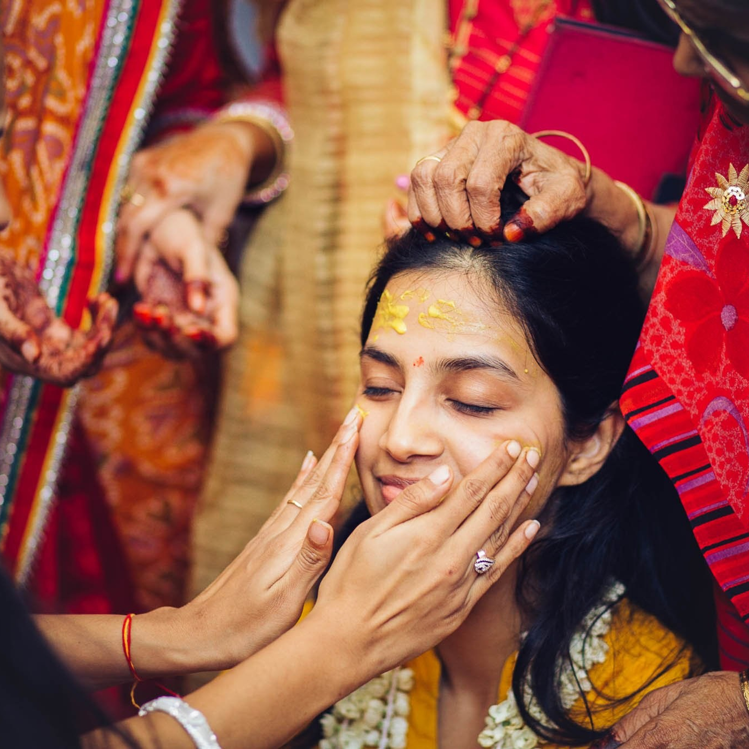 Divya + Vivek — Traditional Brahmin Wedding at Rina’s Venue, Chennai | ONEIRO