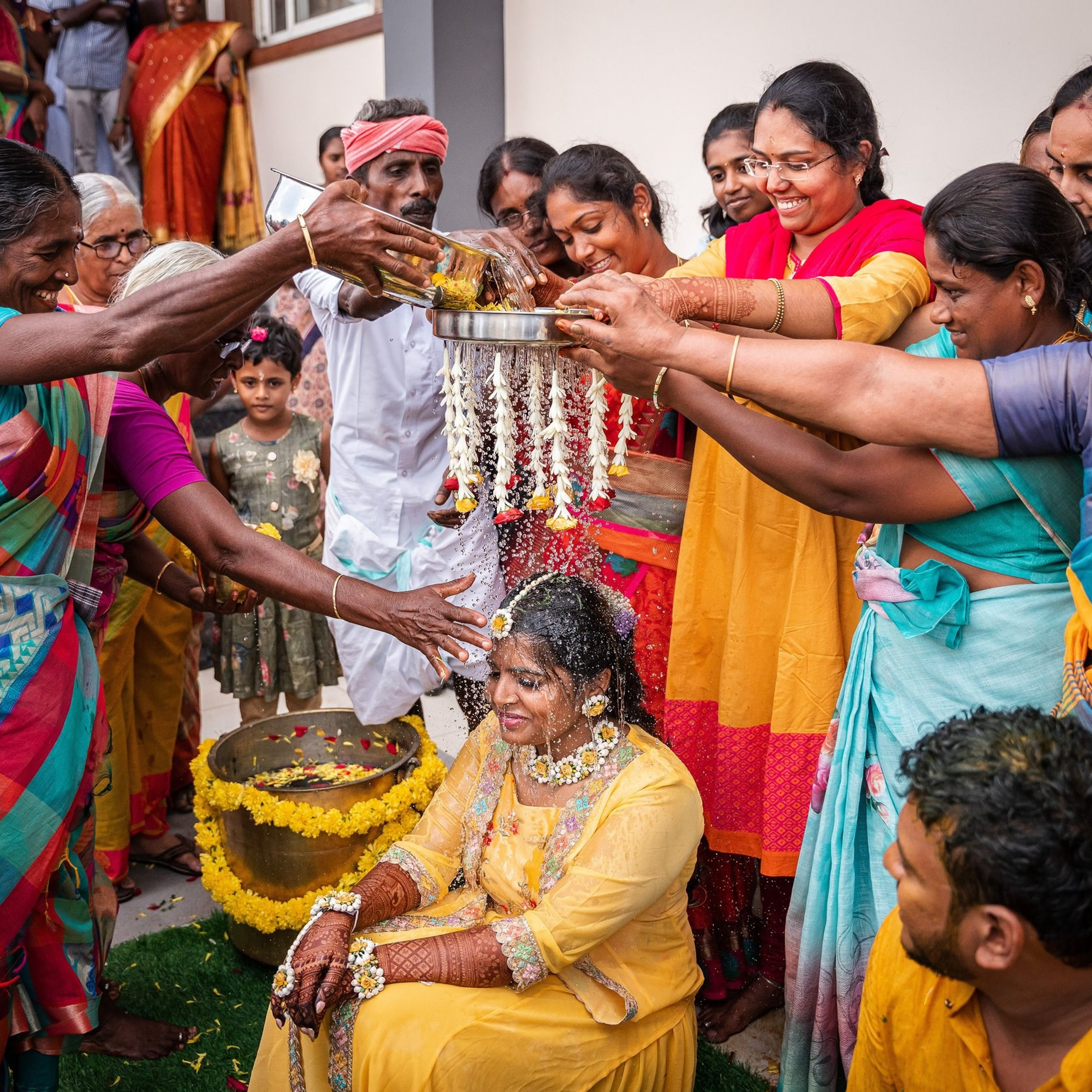 A Grand Kongu Vellalar wedding in Karur at Vadivel Eswari Kalyana Mahal