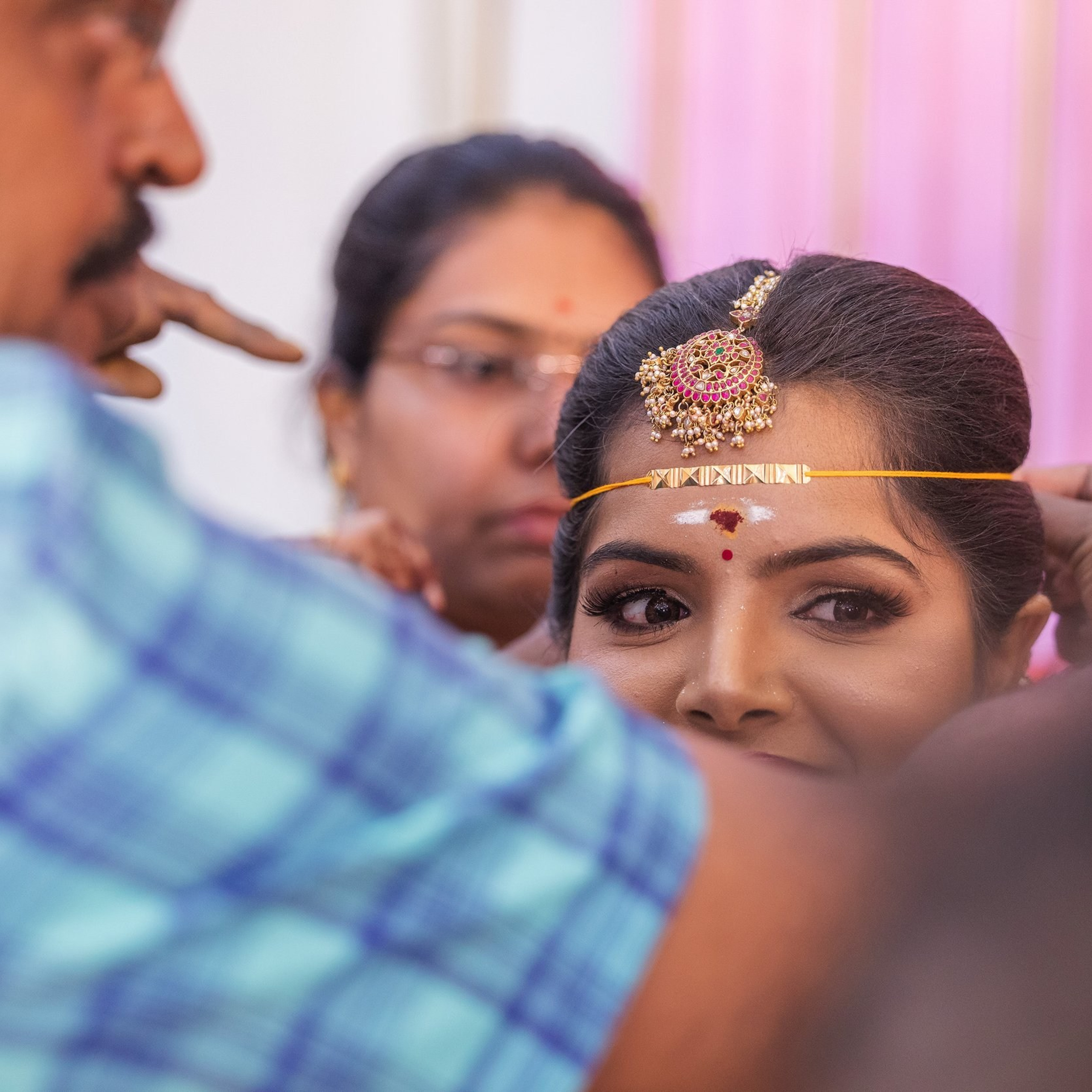 A Grand Kongu Vellalar wedding in Karur at Vadivel Eswari Kalyana Mahal