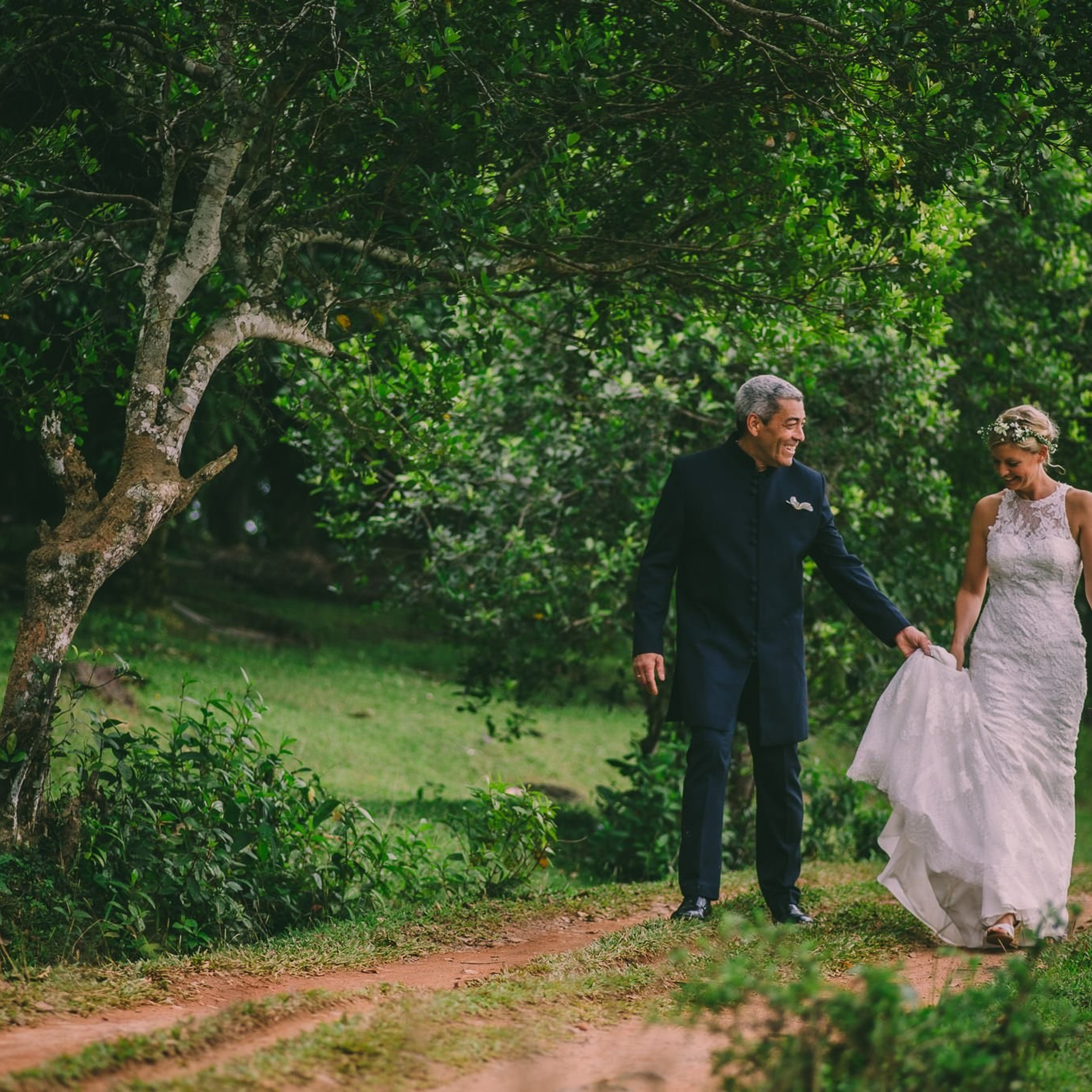 A Destination Poruwa wedding at Galle, Sri Lanka