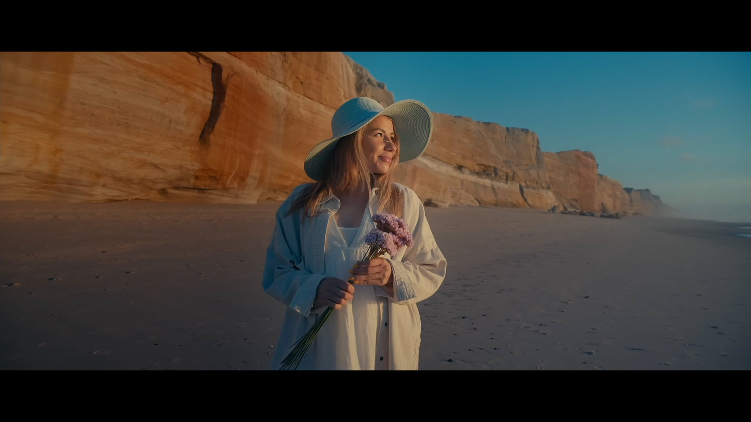 Sessão de Maternidade no Ilhéu da Papôa. Luxury Wedding Photography & Cinematic Films | Portugal & Destination Weddings | Ricardo & Mary Pictures