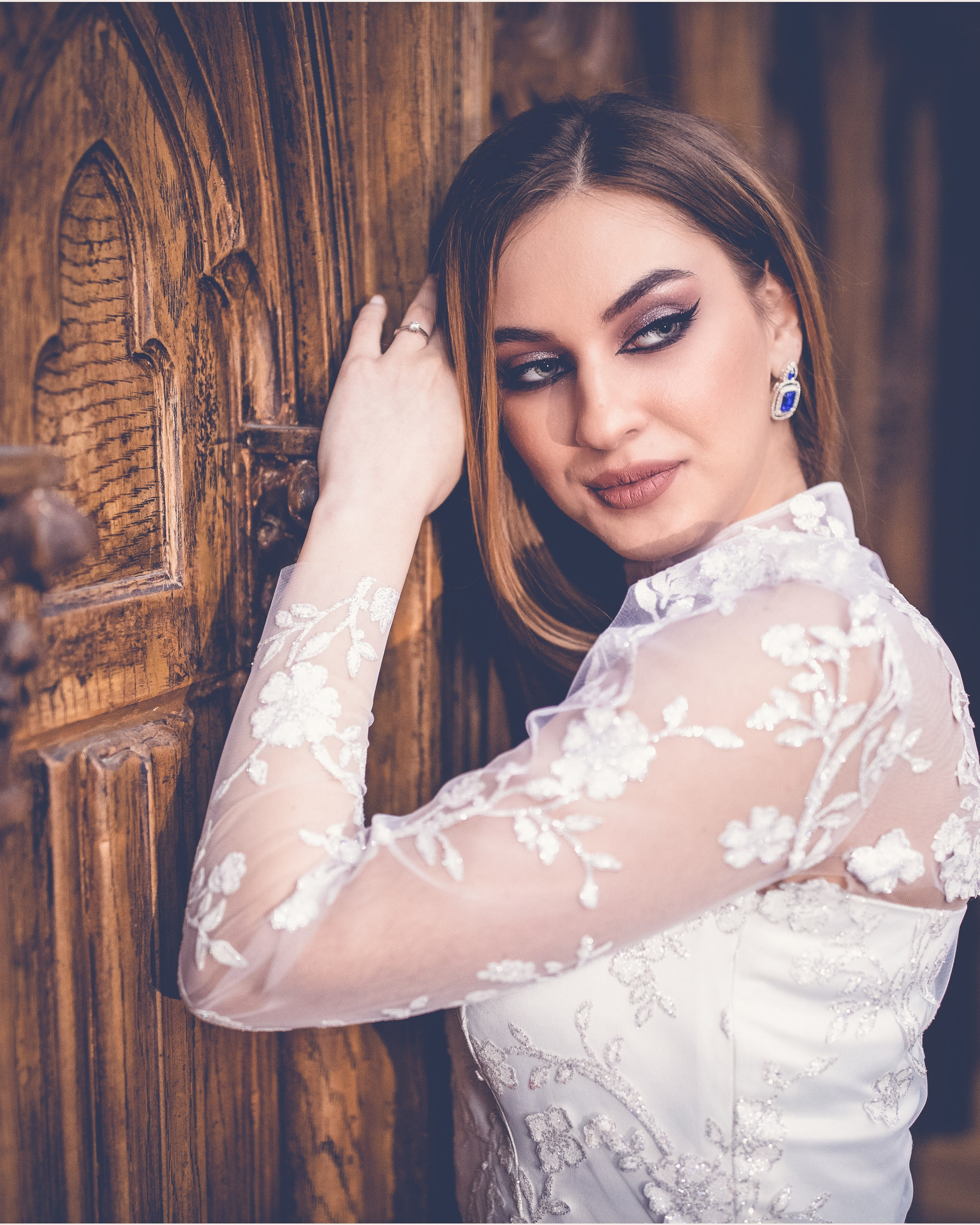 Ședință Foto Rochii de Mireasă la Palatul Culturii din Iași – Georgiana, Anelis & Alexia