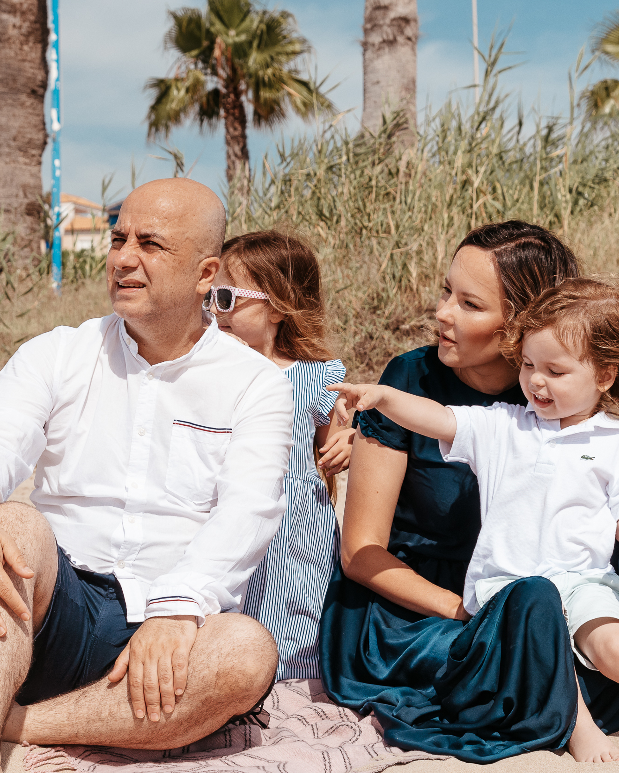 Семейная фотопрогулка на пляже