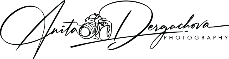 anitadergachova.com
