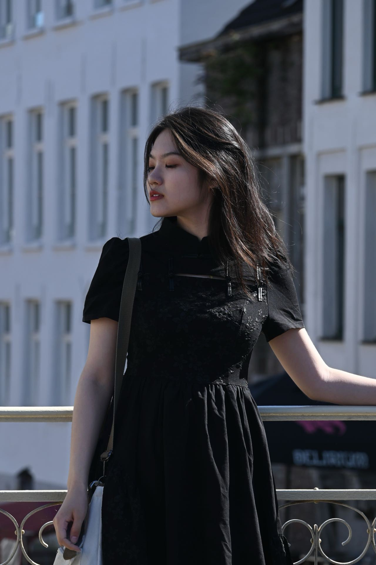 Gallery. Lifestyle & Travel Portrait photography in Paris Shyl