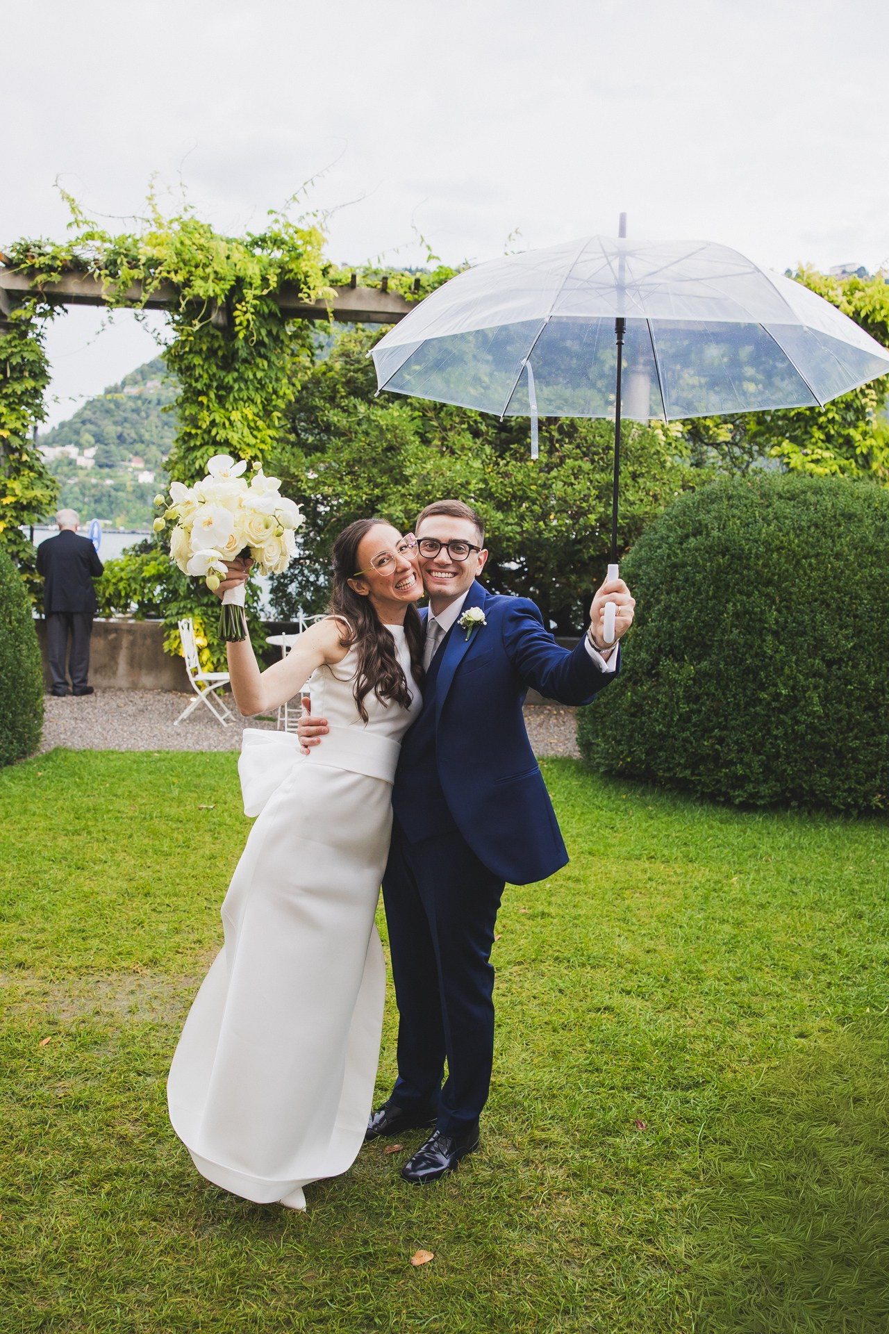 Engagement Session Milano Lago Maggiore Emme Studios. Fotografa di matrimonio a Milano e in Lombardia. Racconto matrimoni con uno stile naturale, elegante e senza pose forzate