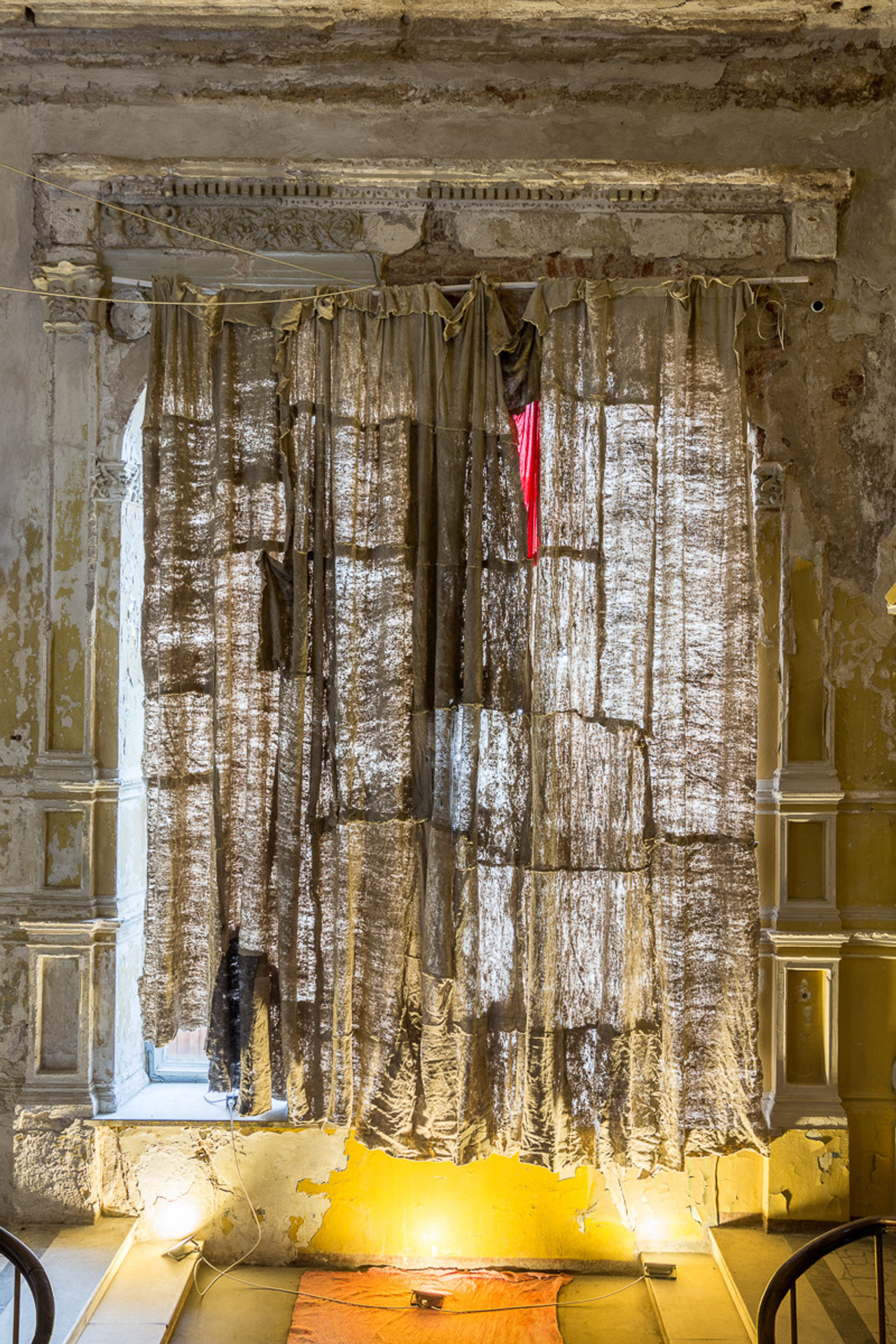 Curtain, 2013