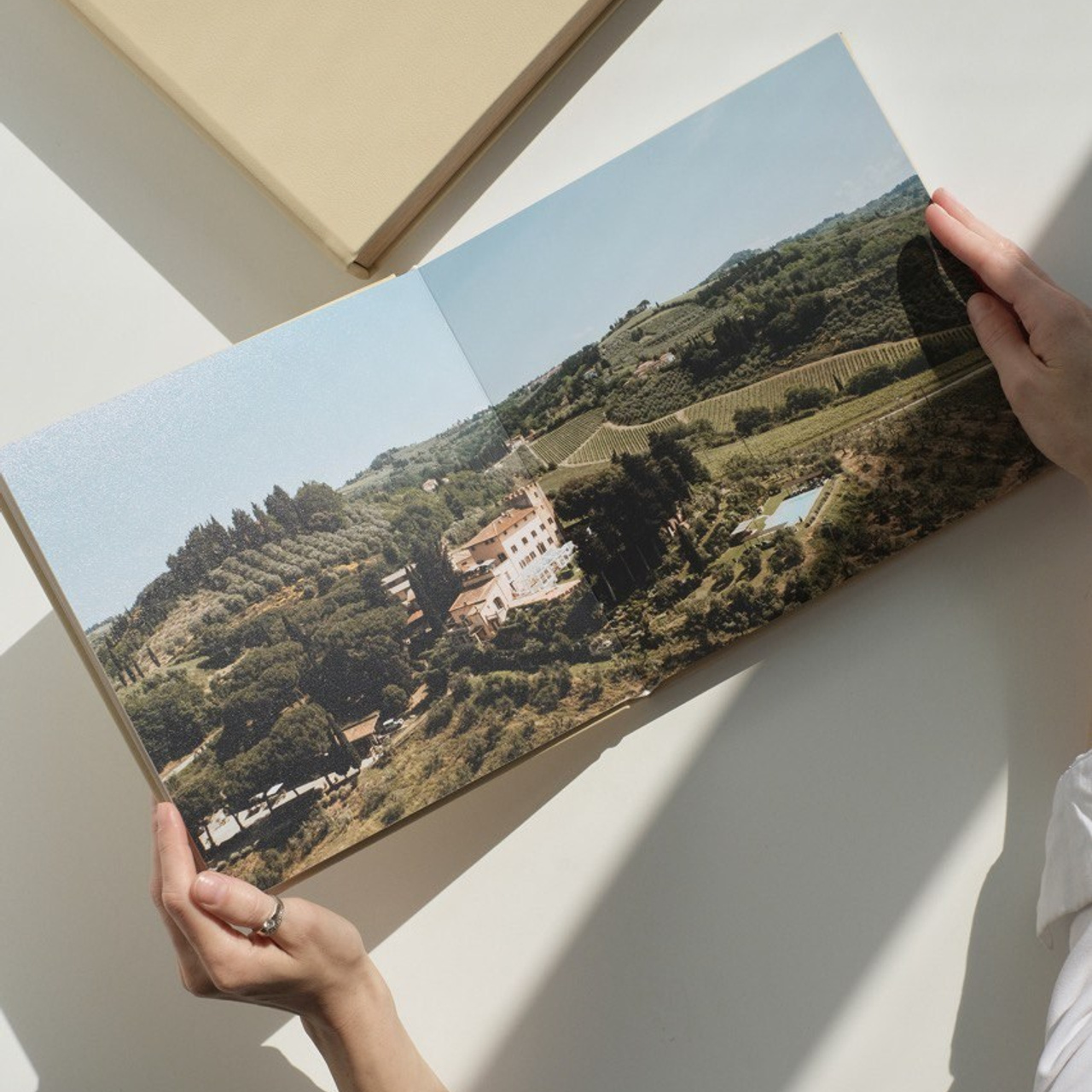 Фотокниги. Весільний та Репортажний фотограф Іванченко Максим. Дніпро, Україна