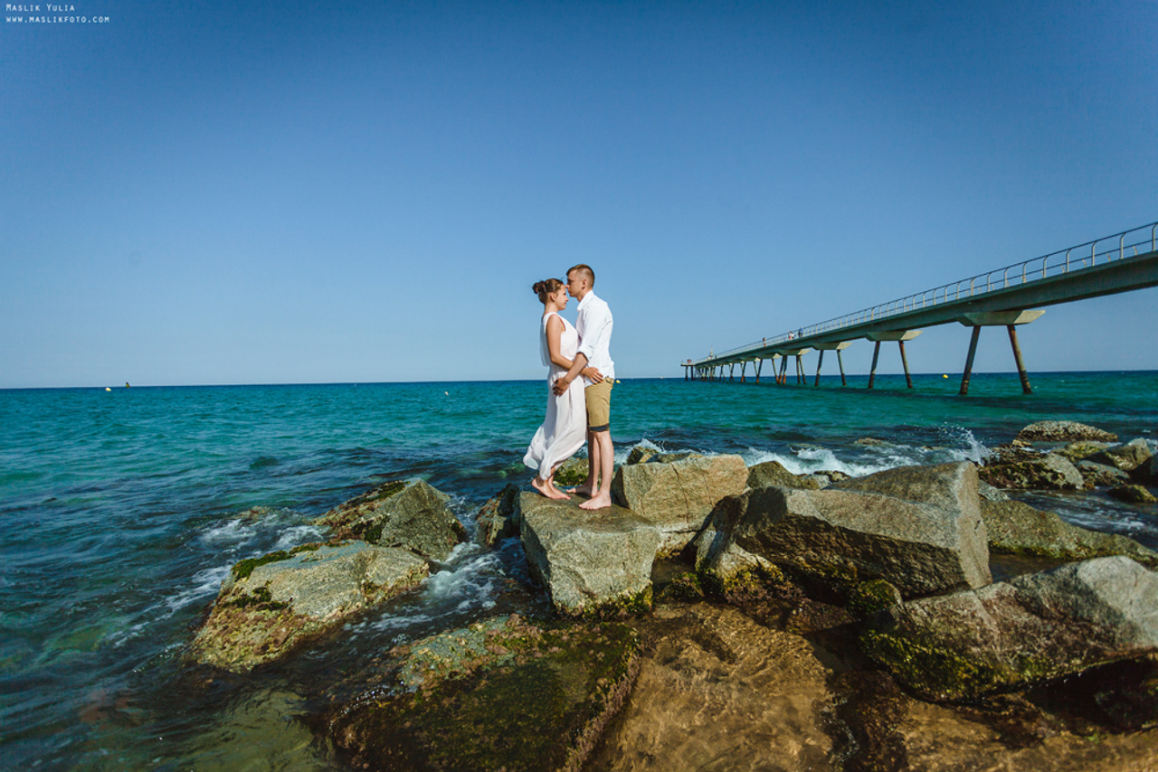 YULIA Y ANTON