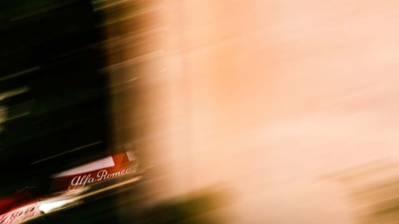 WORLDWIDE COMMERCIAL AUTOMOTIVE PHOTOGRAPHER