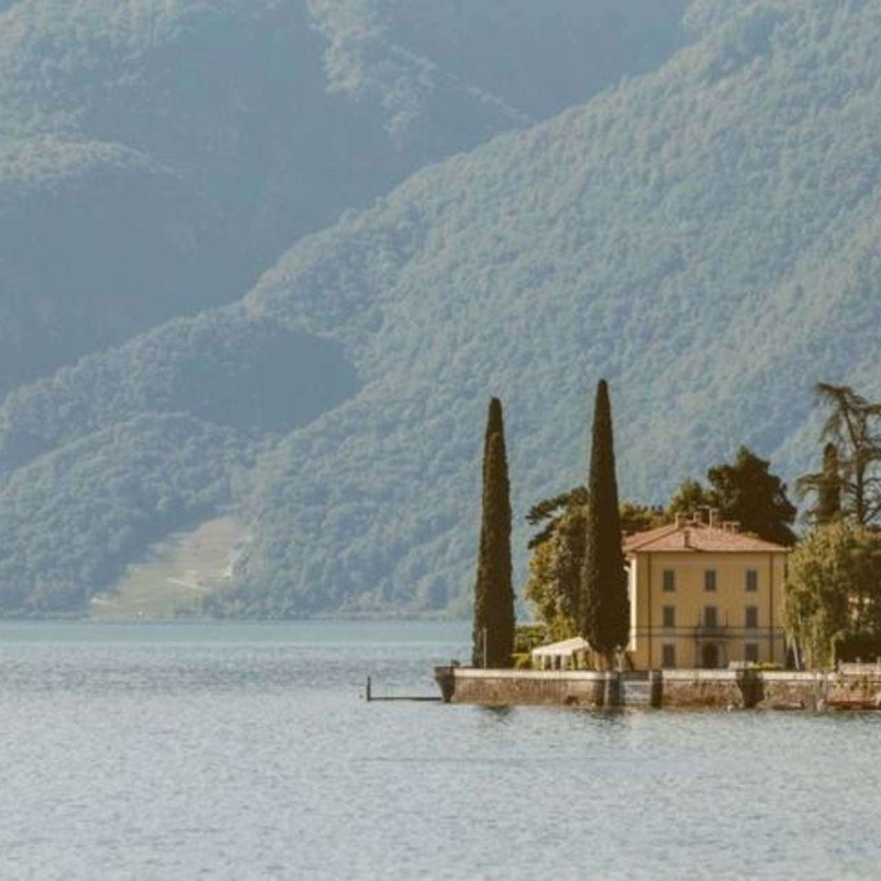 Locations Como. Wedding and elopement photographer Italy Tuscany Como Milan Pavia Marija Galaka