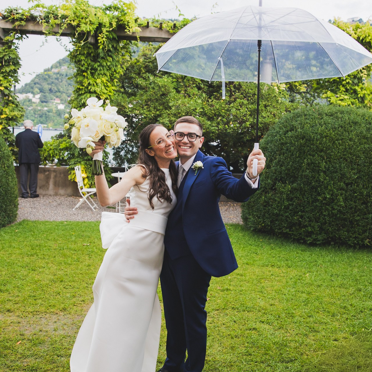 Scegliere Fotografo Matrimonio Milano Lago Maggiore — Emme Studios. Fotografa di matrimonio a Milano e in Lombardia. Racconto matrimoni con uno stile naturale, elegante e senza pose forzate