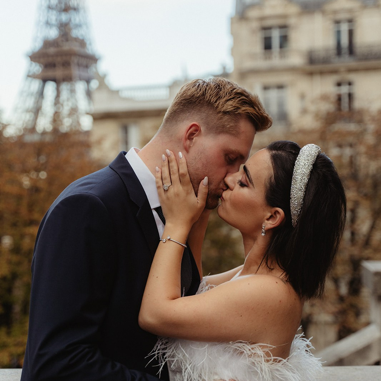 Engagement photo-shoot. Photographer in Paris Yulia Shkadina | Couples, engagement, pre-wedding, individual photo-shoots in Paris at the best locations