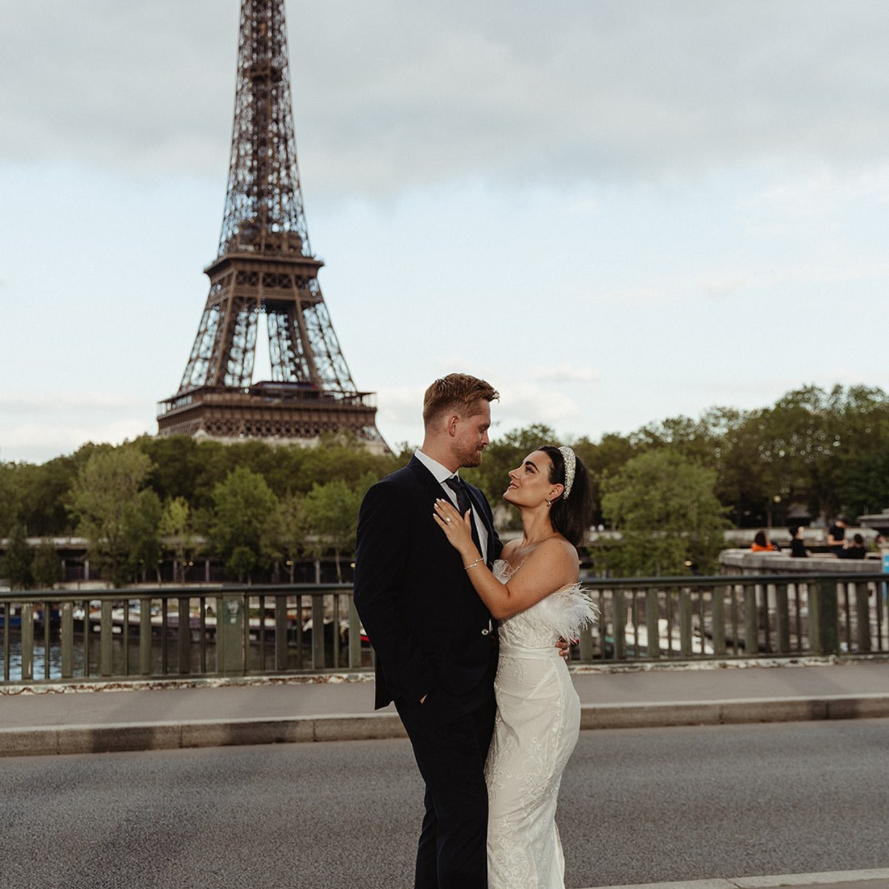 Engagement photo-shoot. Photographer in Paris Yulia Shkadina | Couples, engagement, pre-wedding, individual photo-shoots in Paris at the best locations