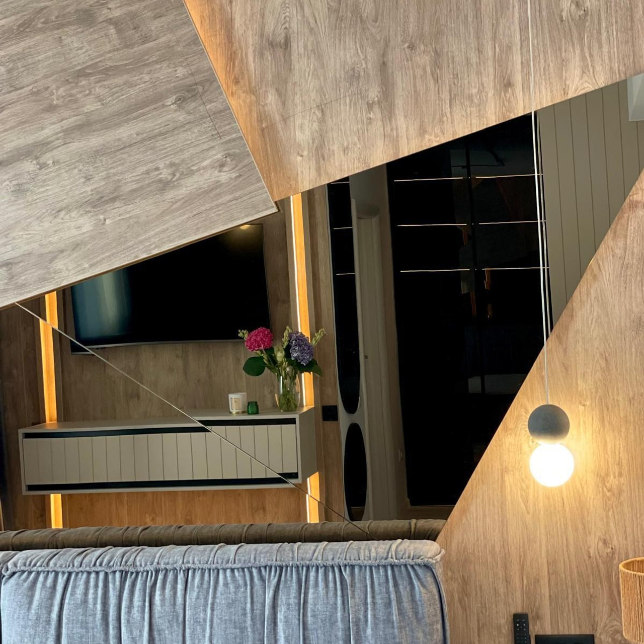 The 8 Residence – Proiect Apartament Modern. IONESCU ELENA