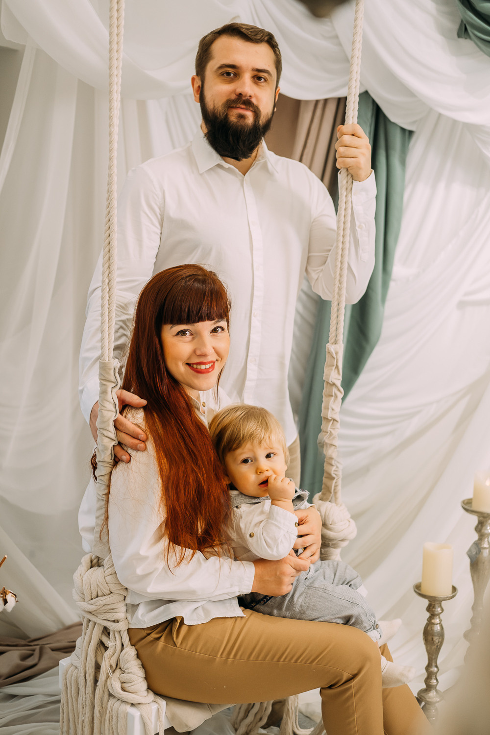 Где-то рядом с облаками. Новогодняя съемка Наташи, Тараса и их малыша. Сімейний і портретний фотограф у Києві Проценко Алла