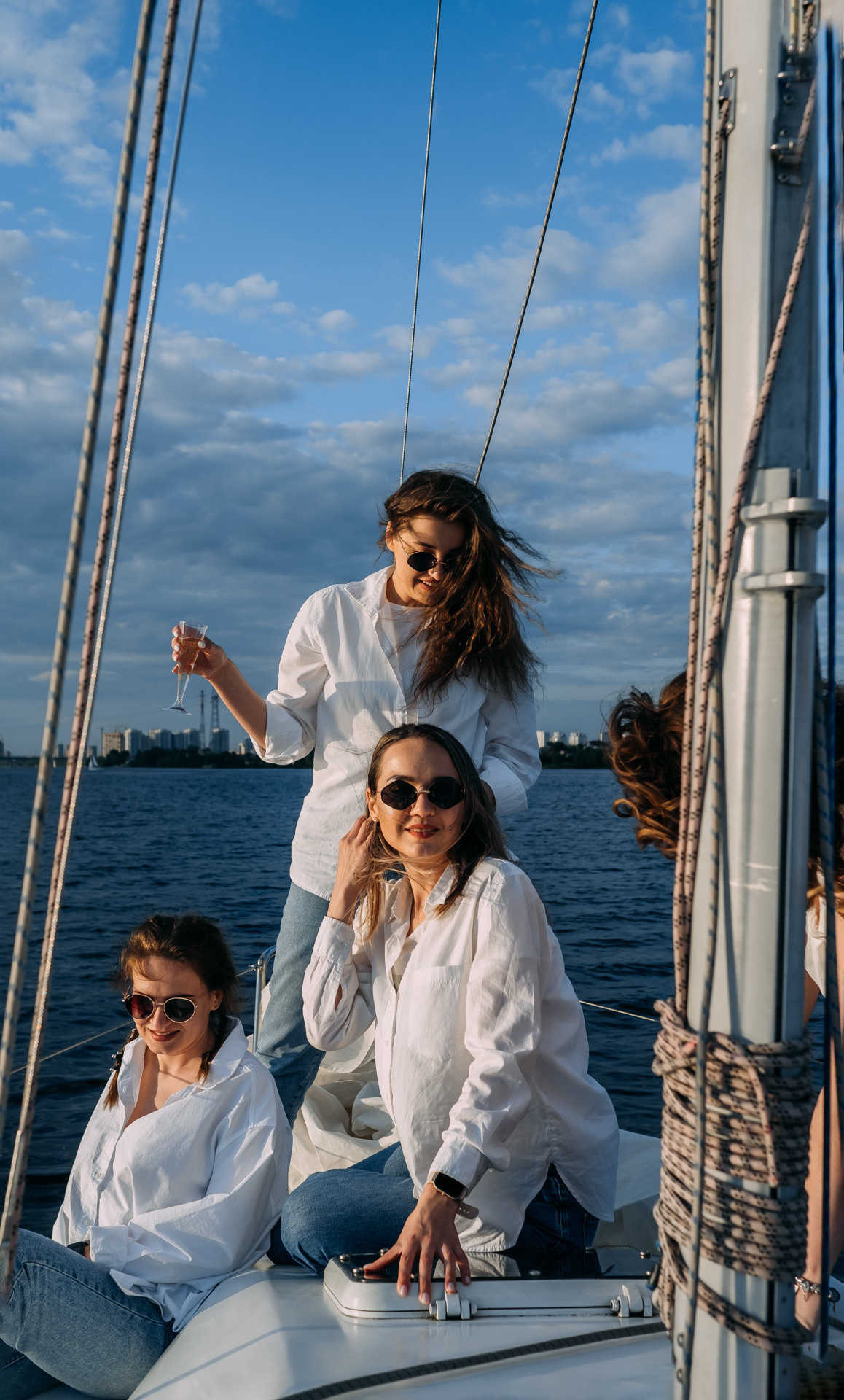 Девичник на яхте для Вишенки. Сімейний і портретний фотограф у Києві Проценко Алла